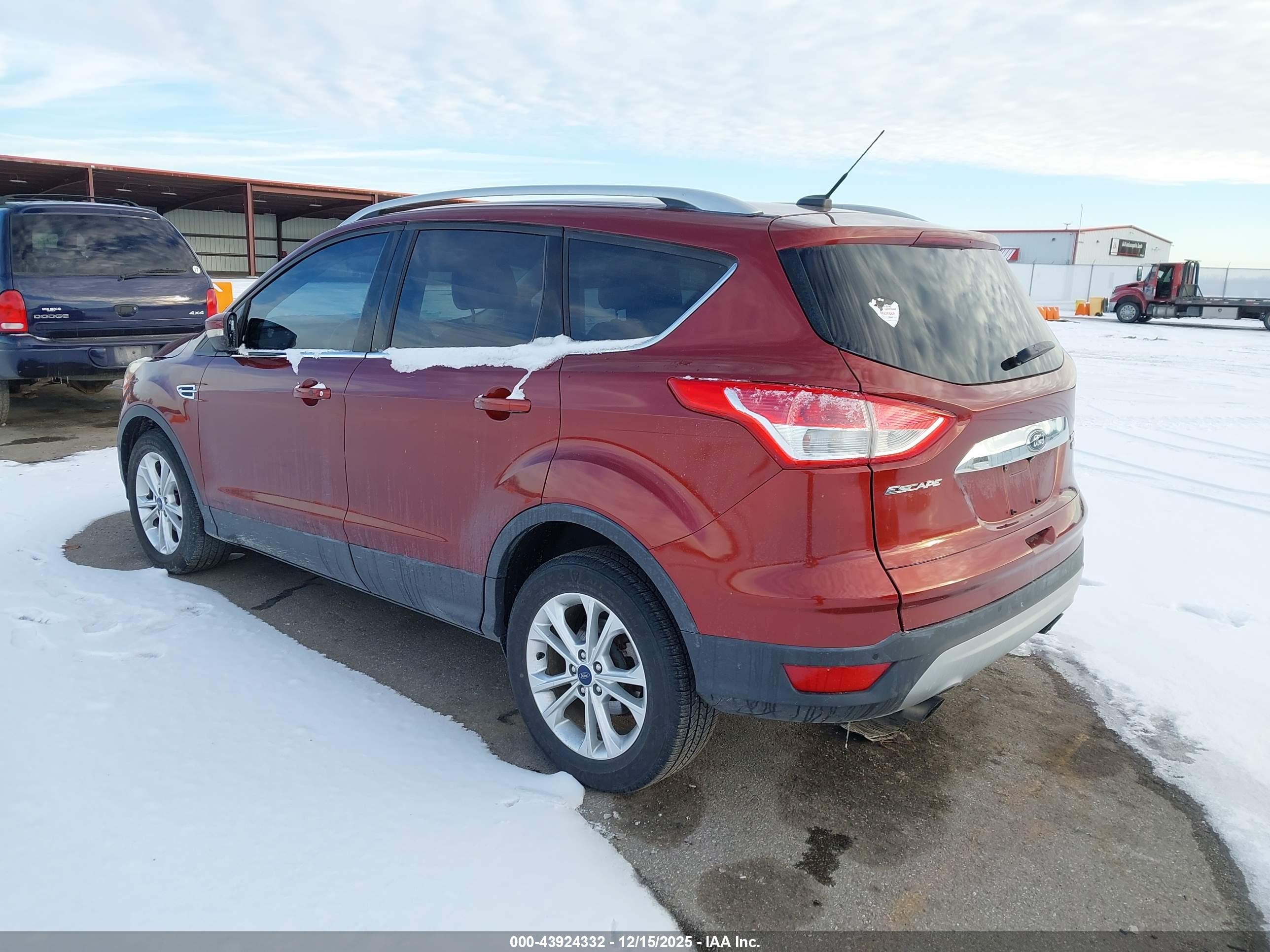 FORD ESCAPE image 3