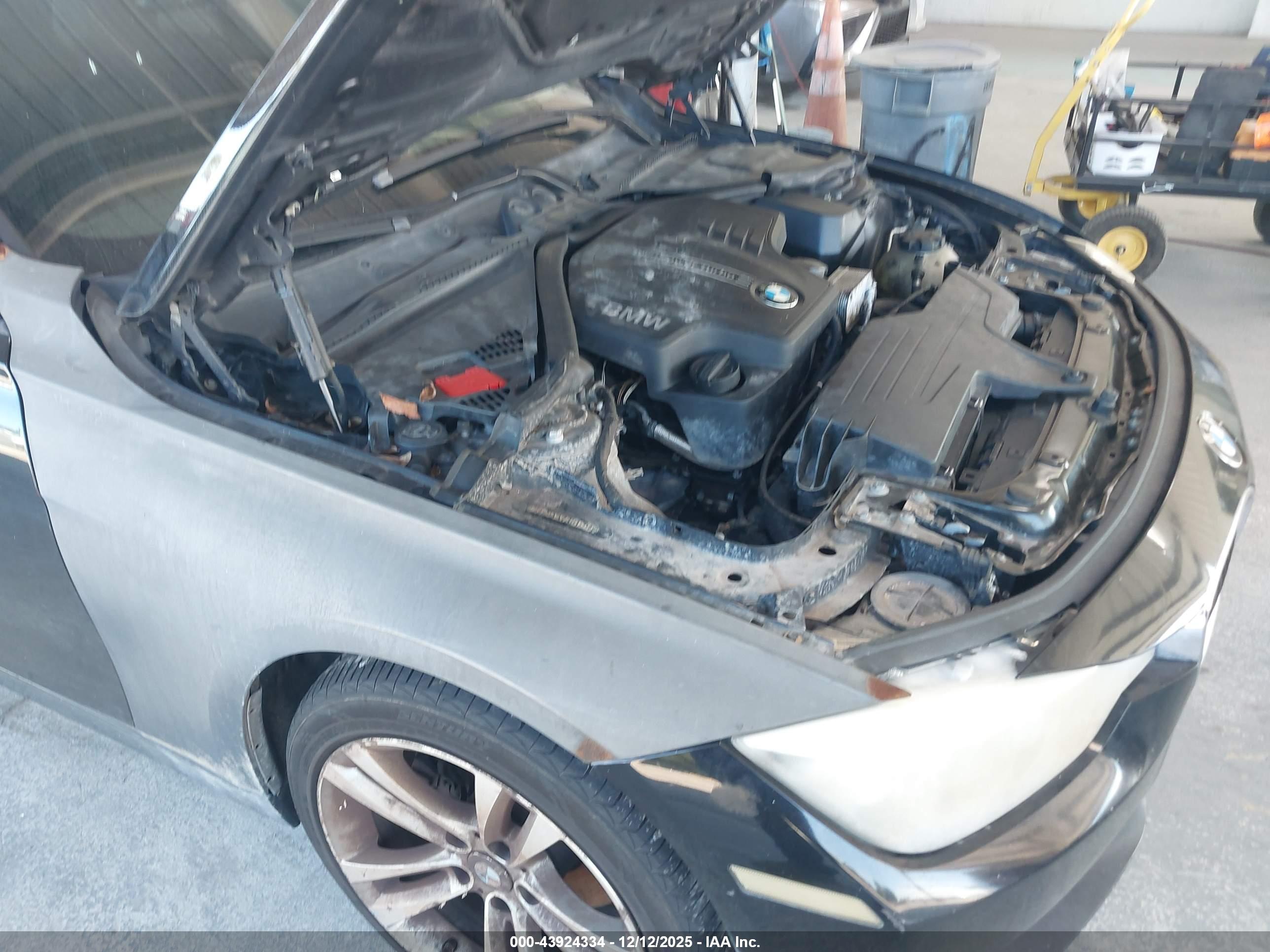 BMW 328I image 6