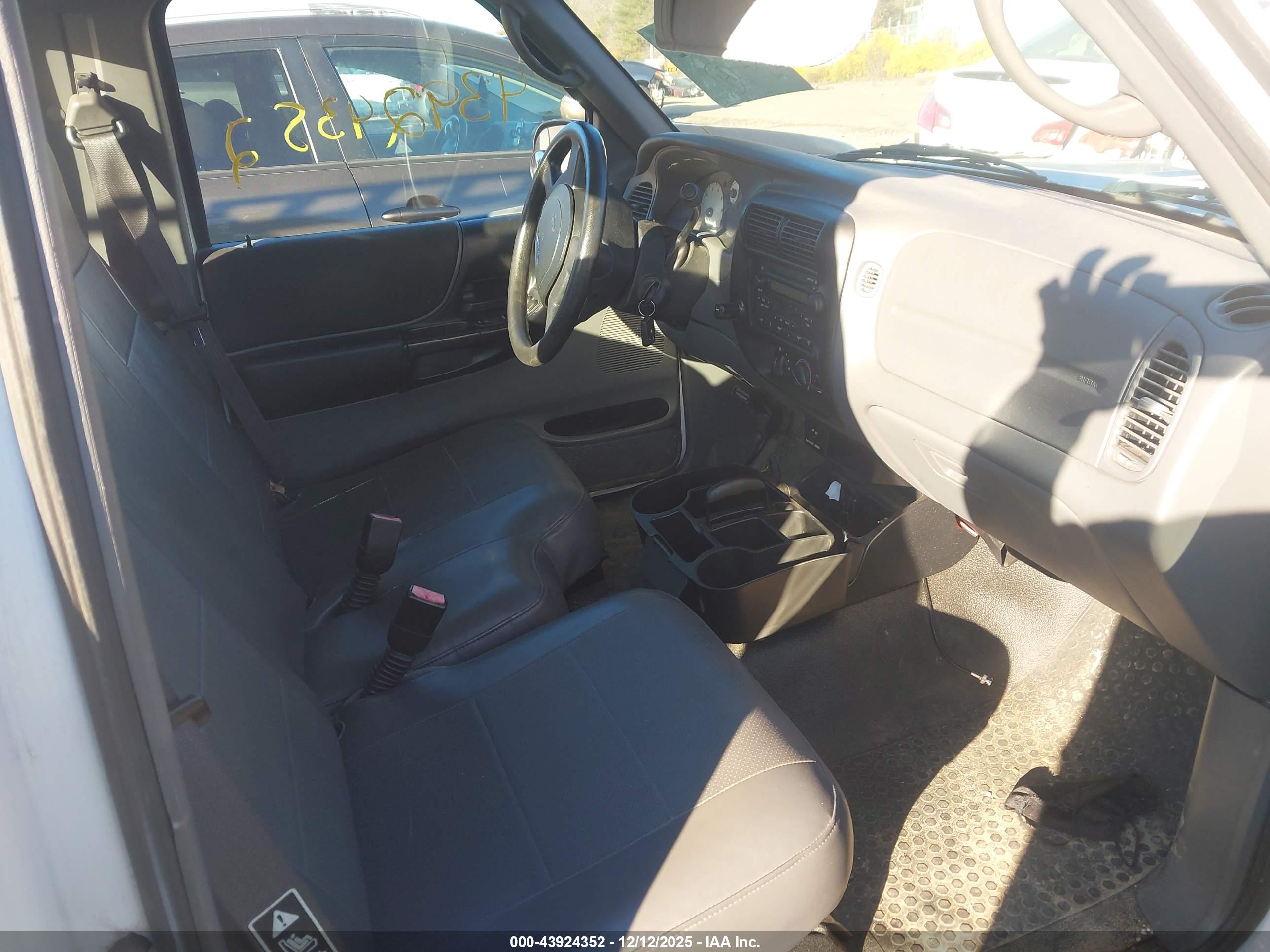 FORD RANGER image 5