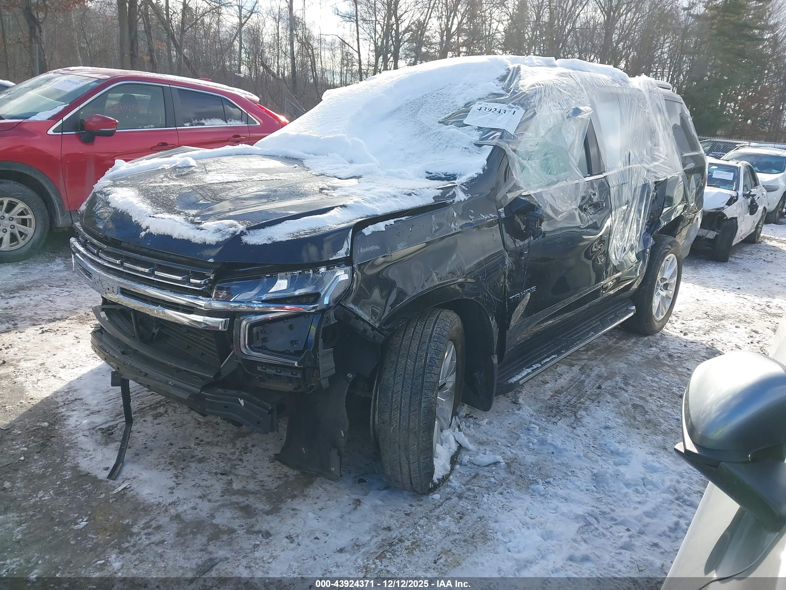 CHEVROLET TAHOE image 2