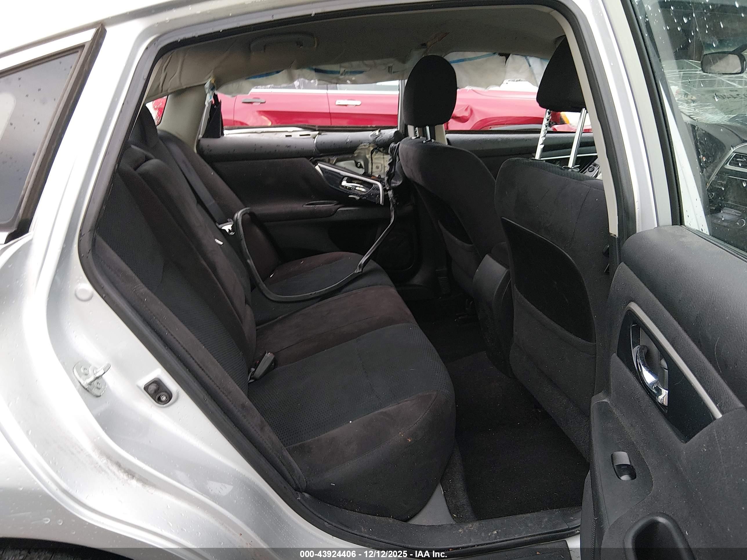 NISSAN ALTIMA image 8