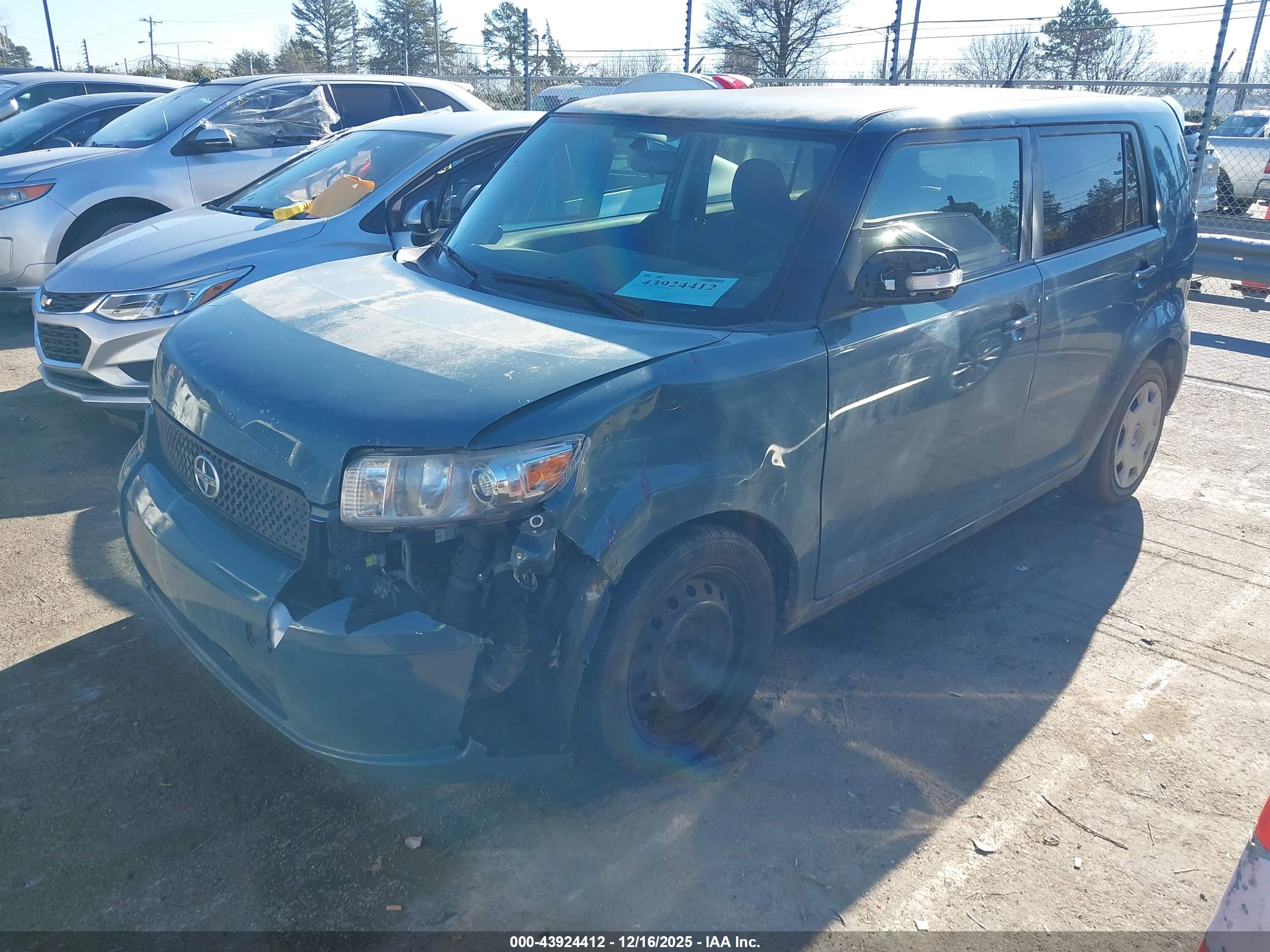 SCION XB image 6