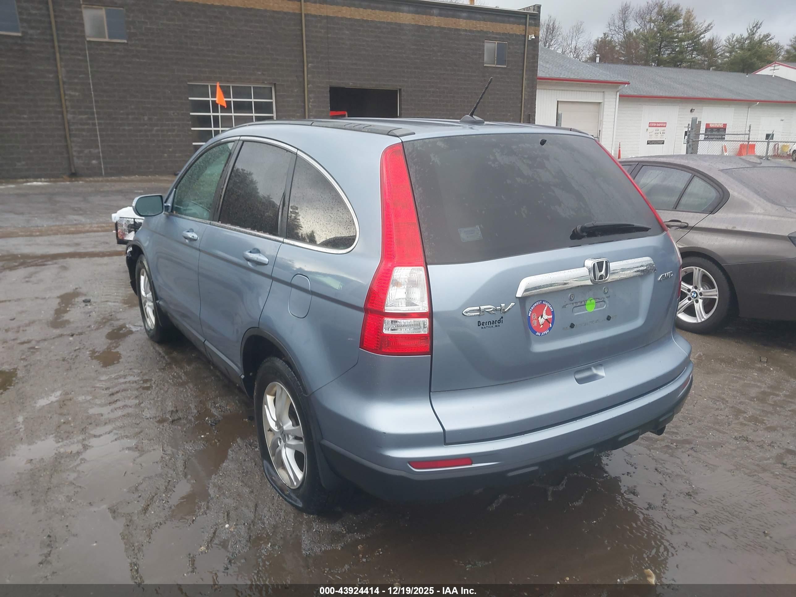 HONDA CR-V image 3