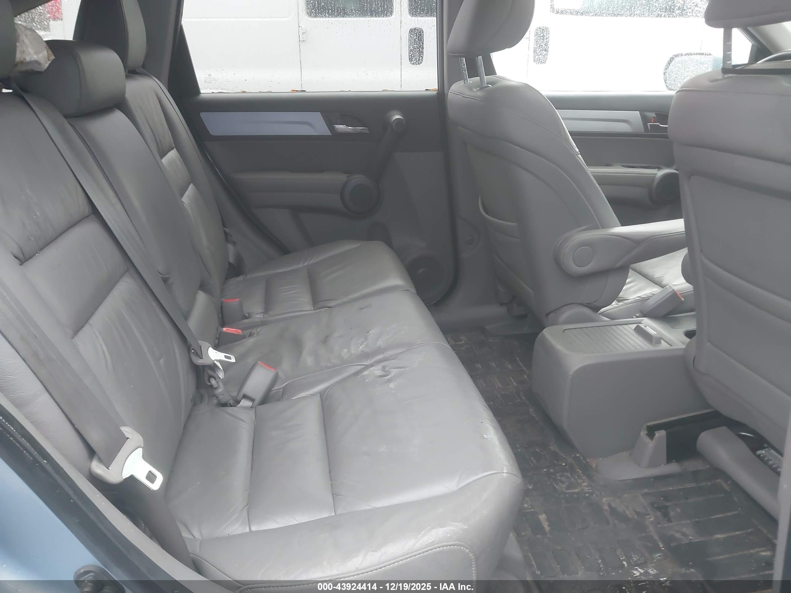 HONDA CR-V image 8