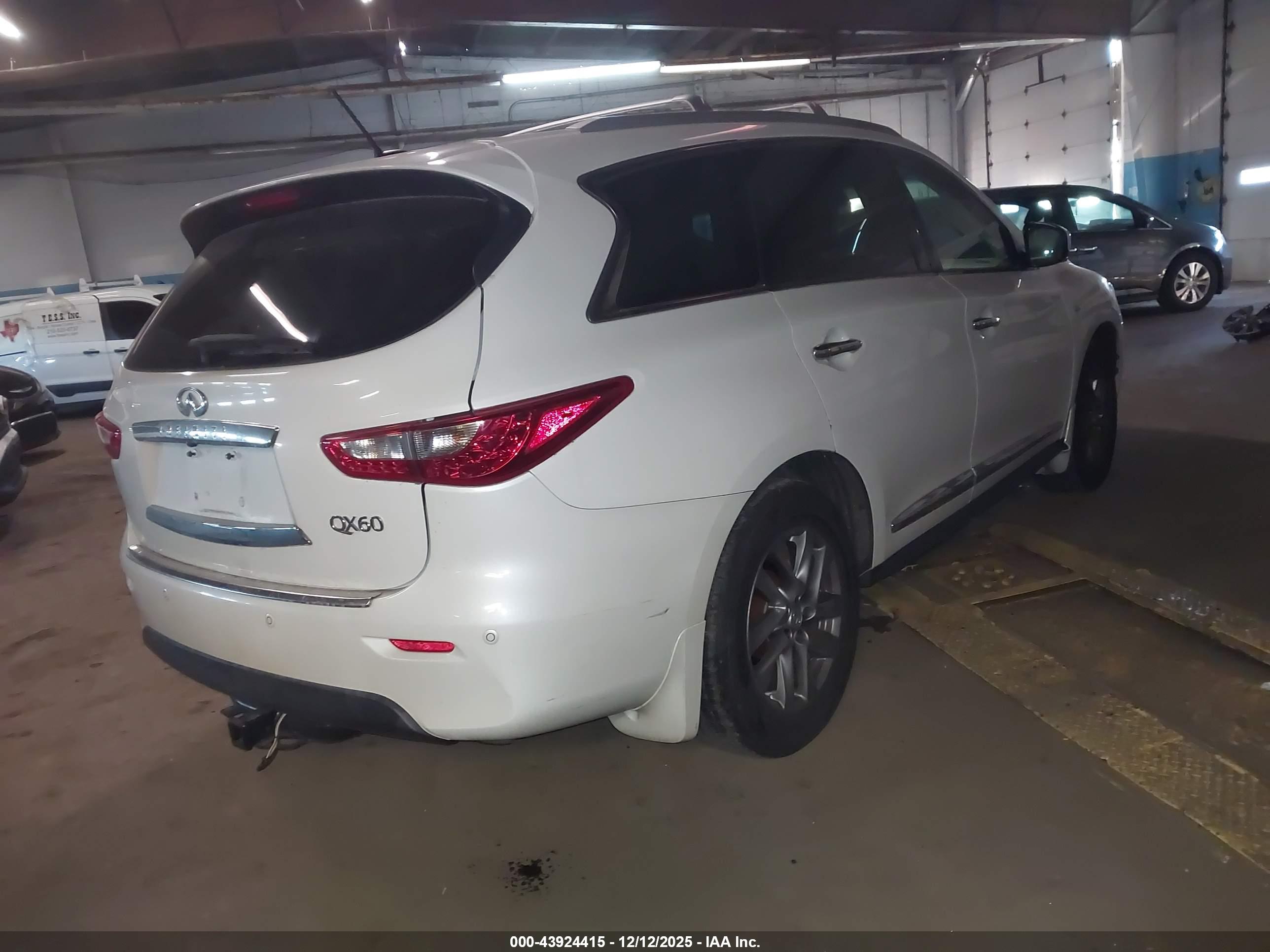 INFINITI QX60 image 4