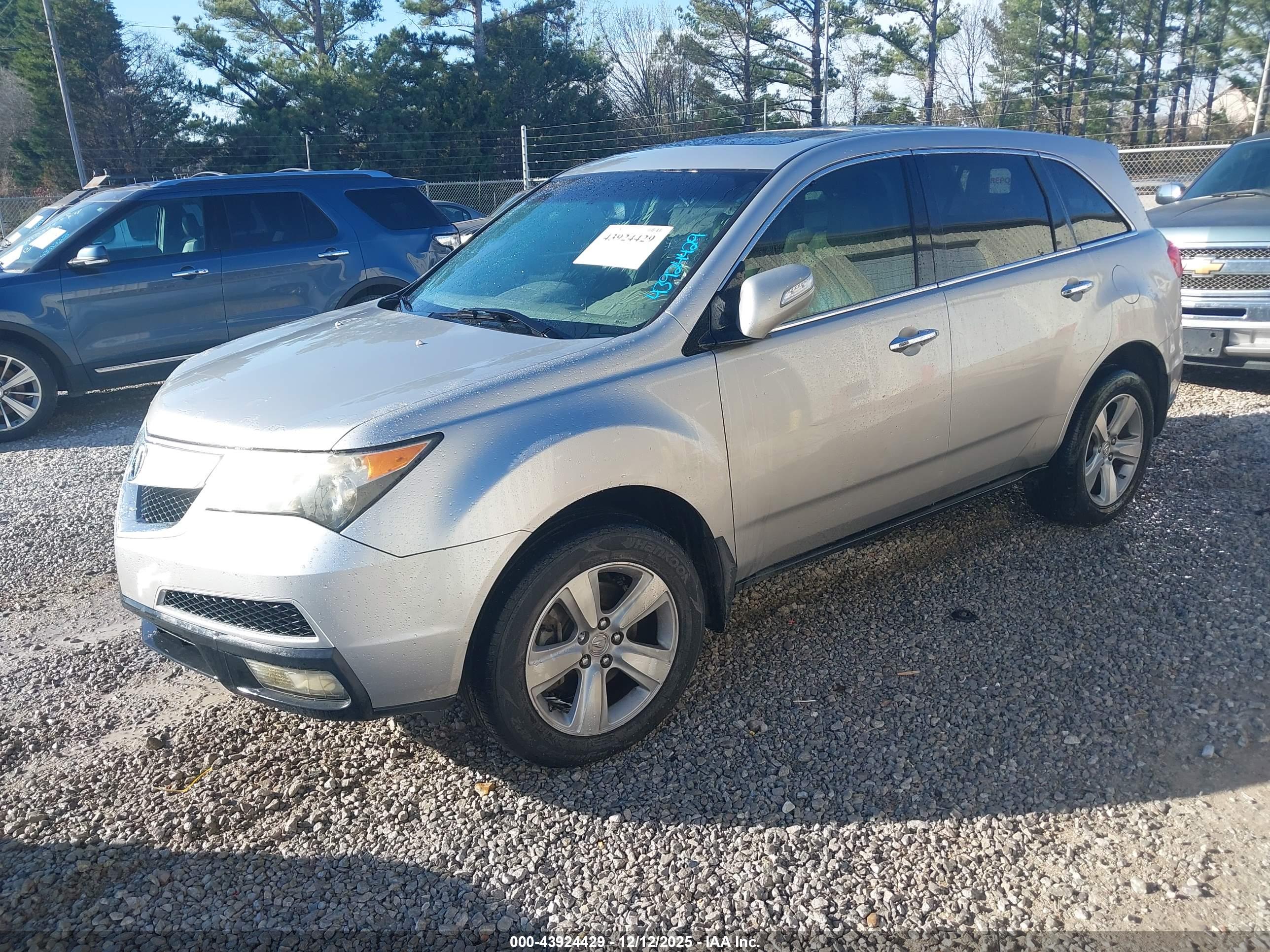 ACURA MDX image 2