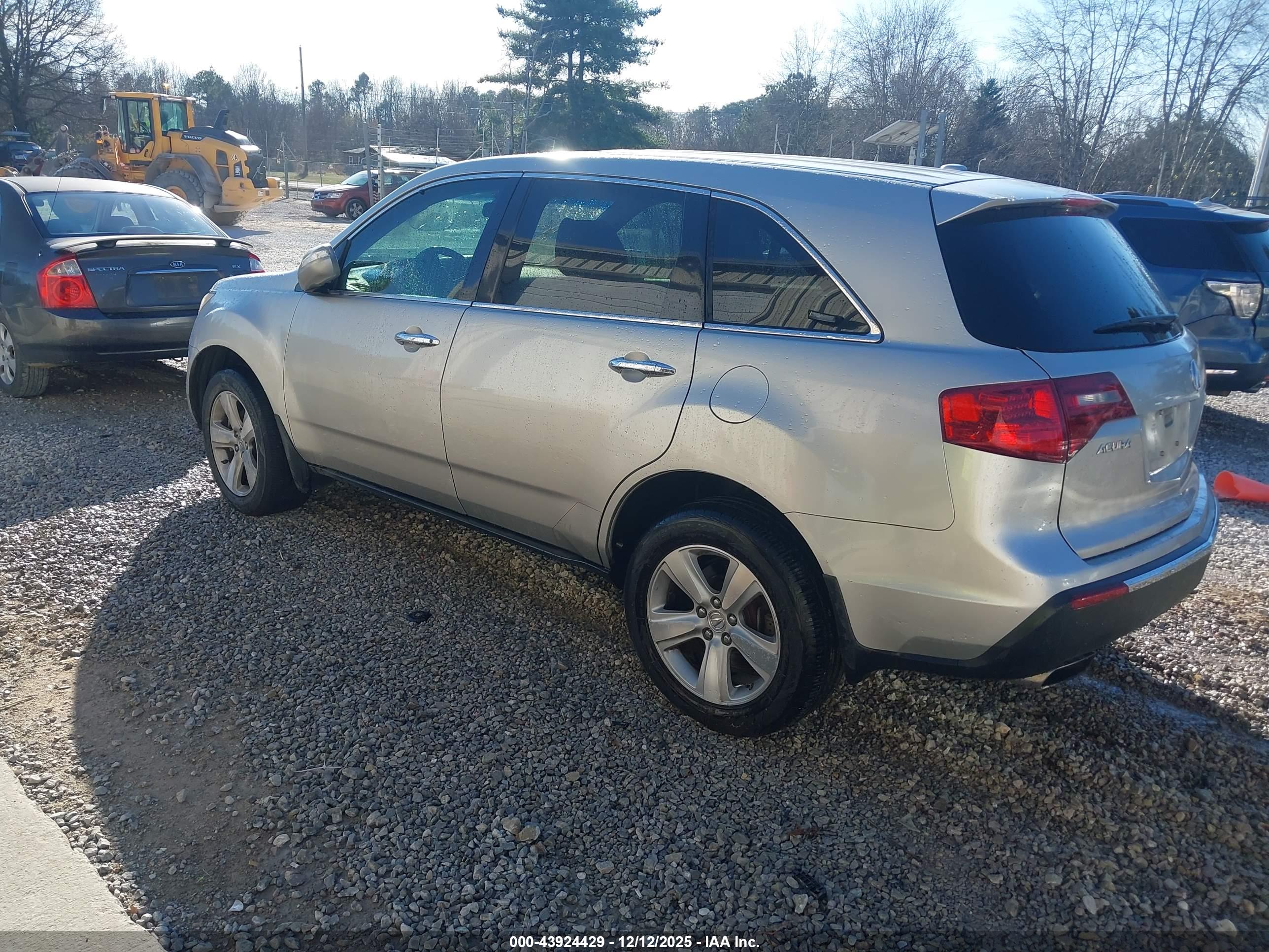 ACURA MDX image 3