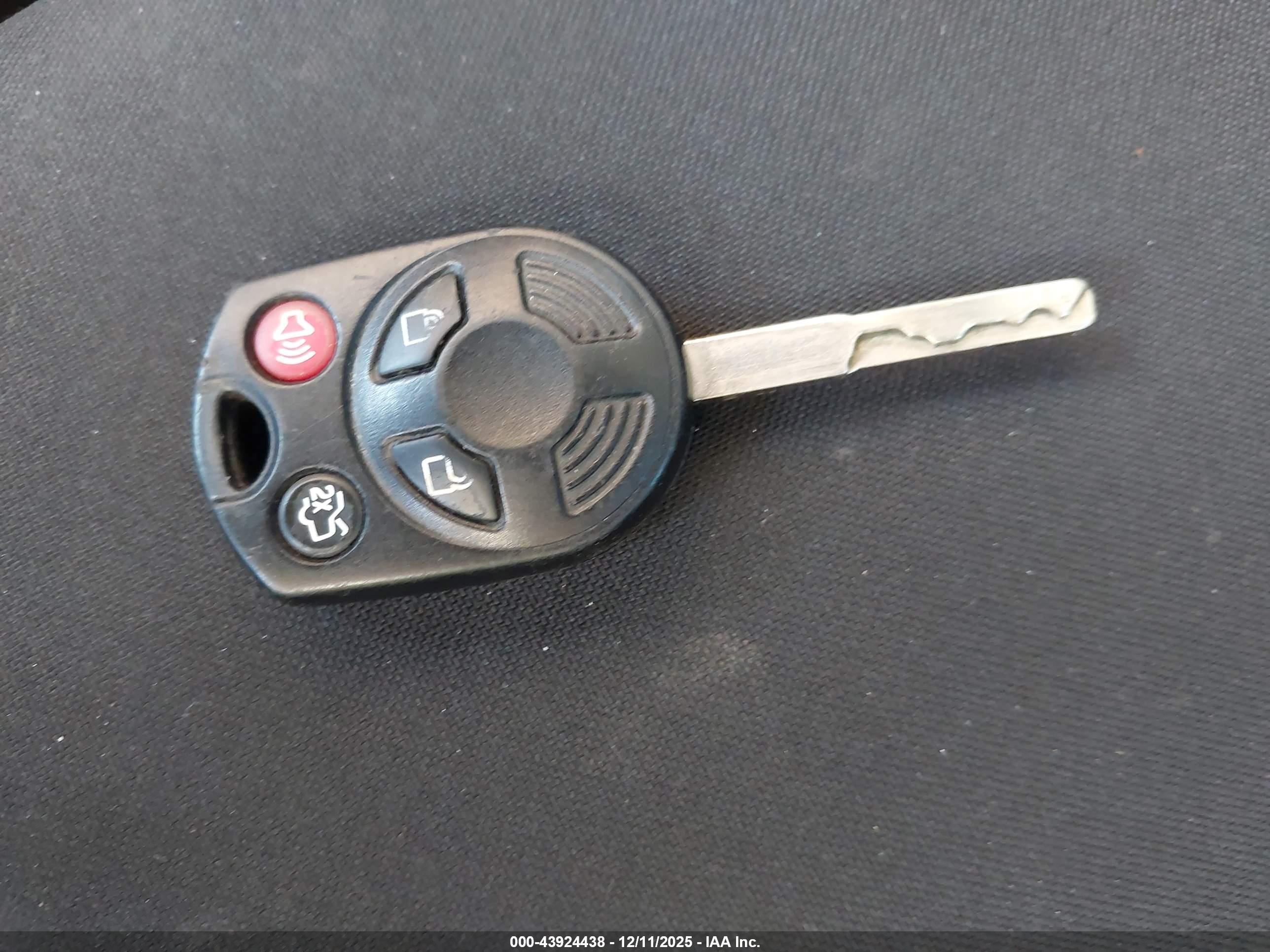 FORD FOCUS image 11