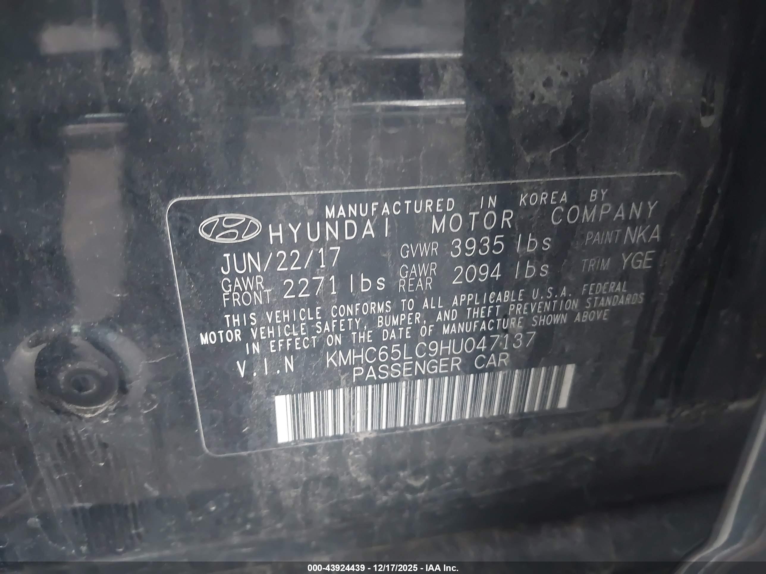 HYUNDAI IONIQ image 9
