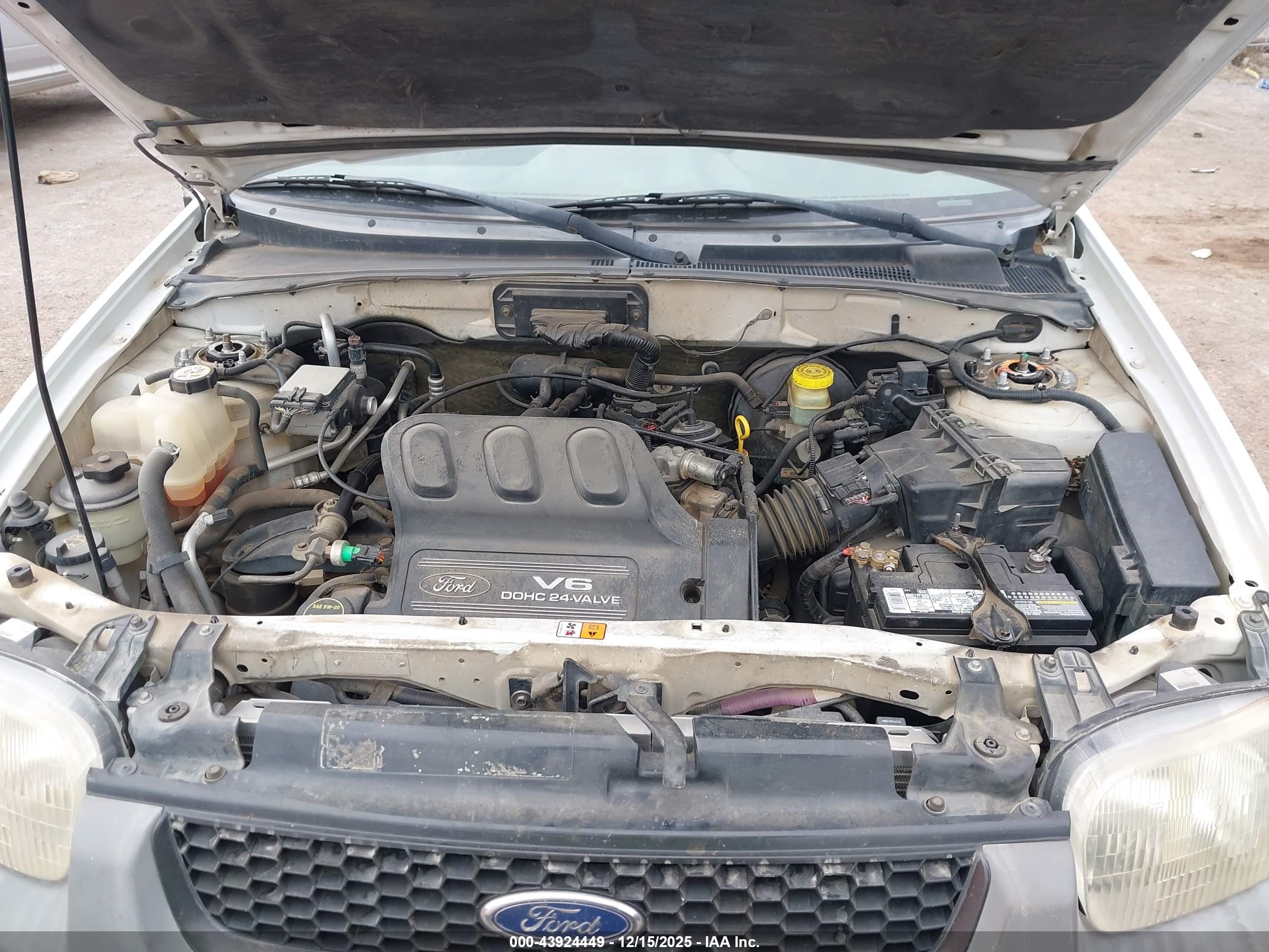 FORD ESCAPE image 10