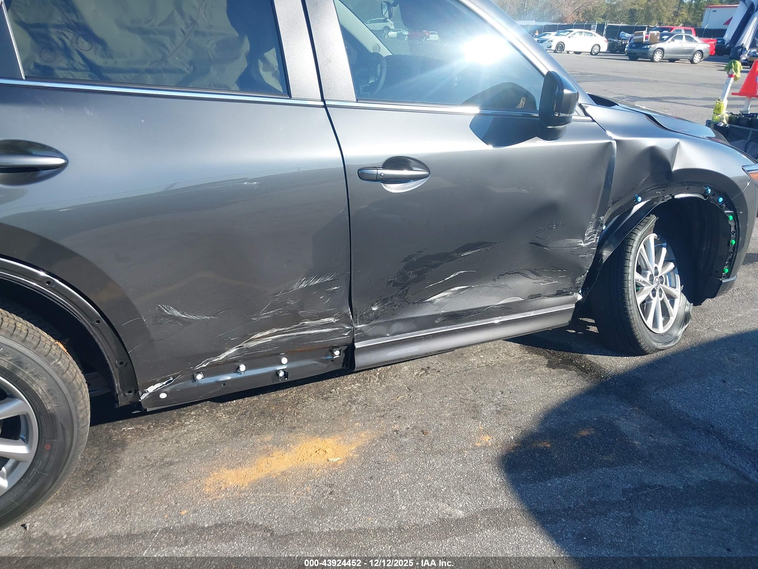 MAZDA CX-5 image 6