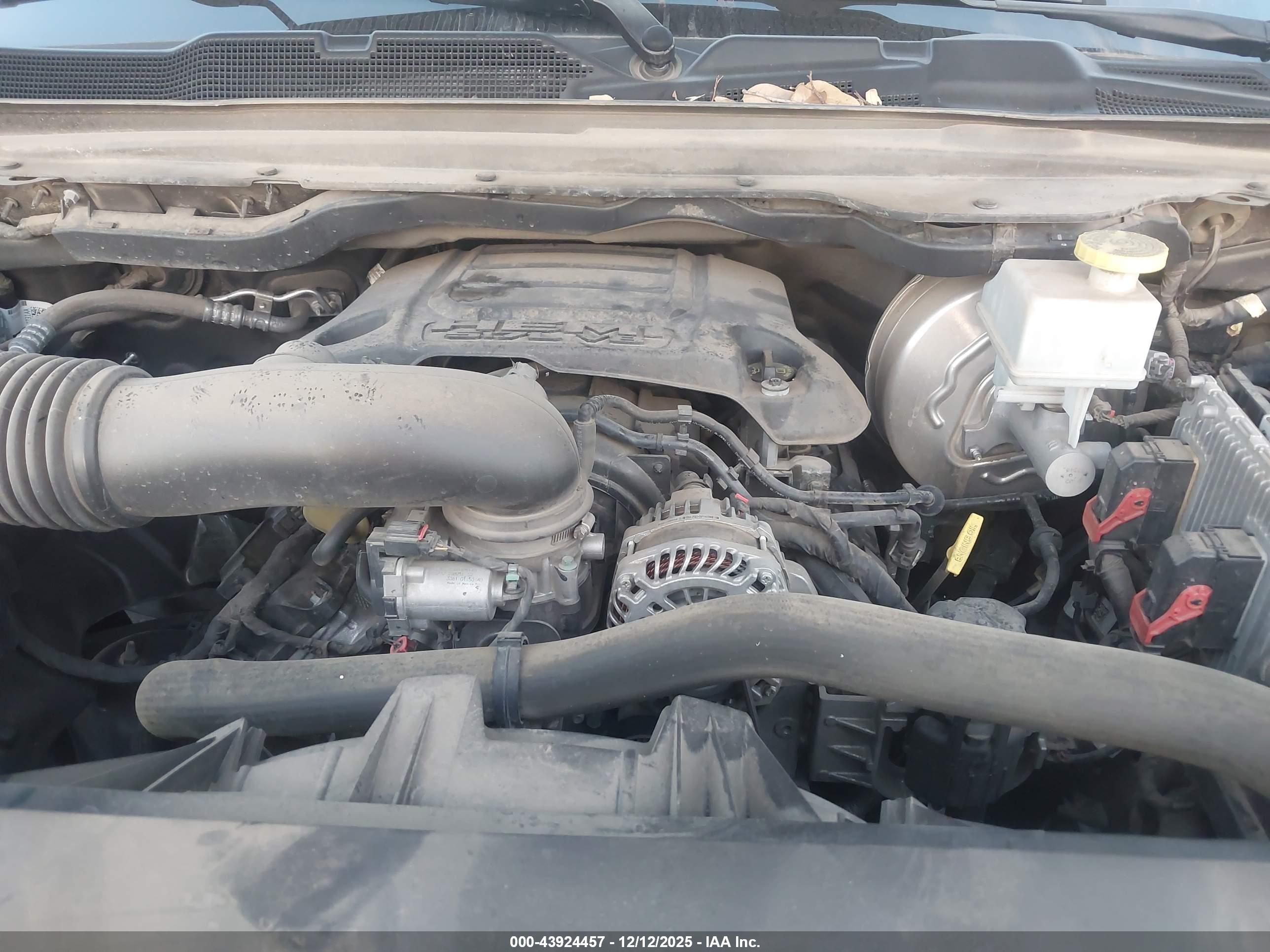 RAM 1500 image 10
