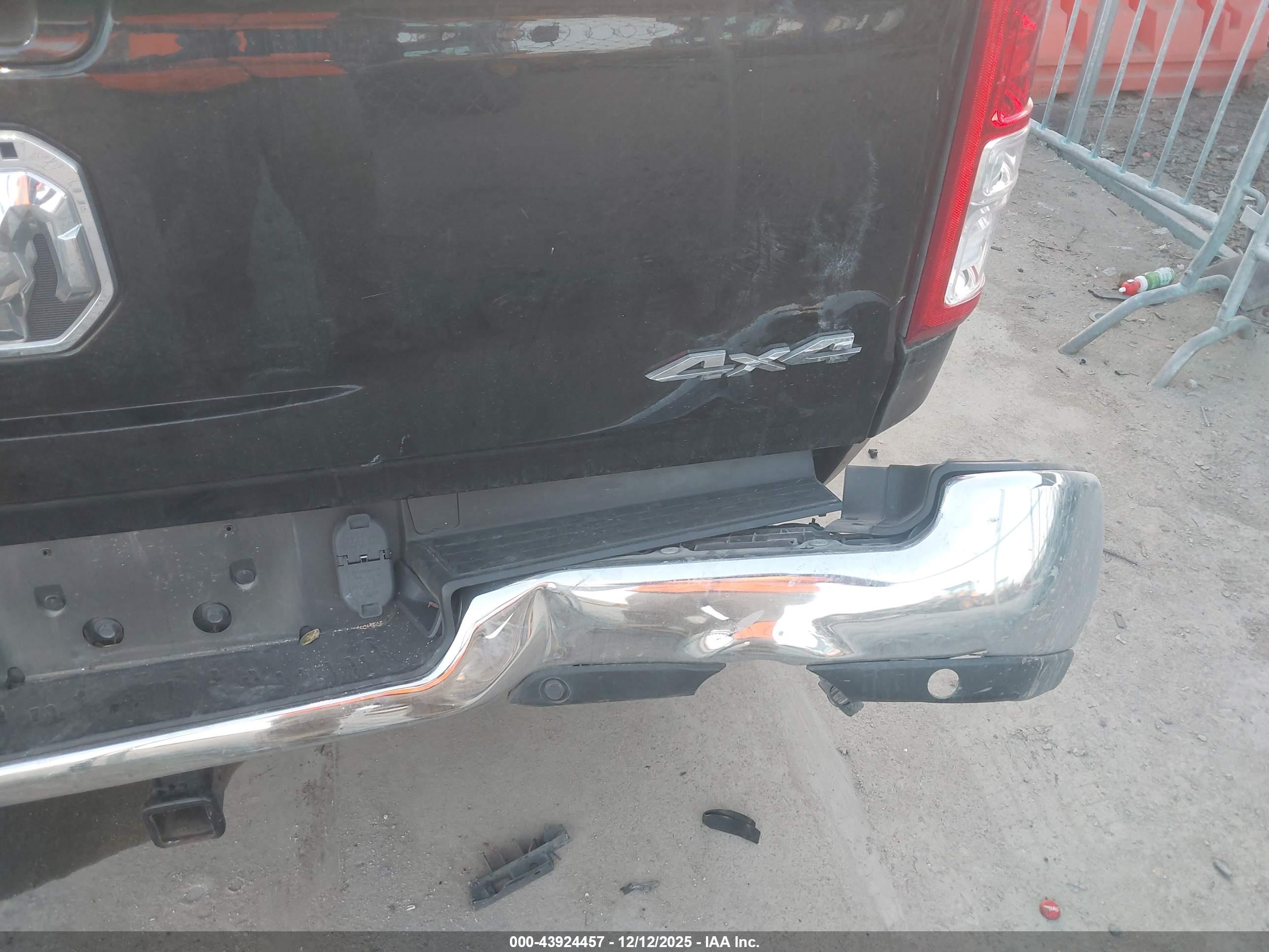 RAM 1500 image 6
