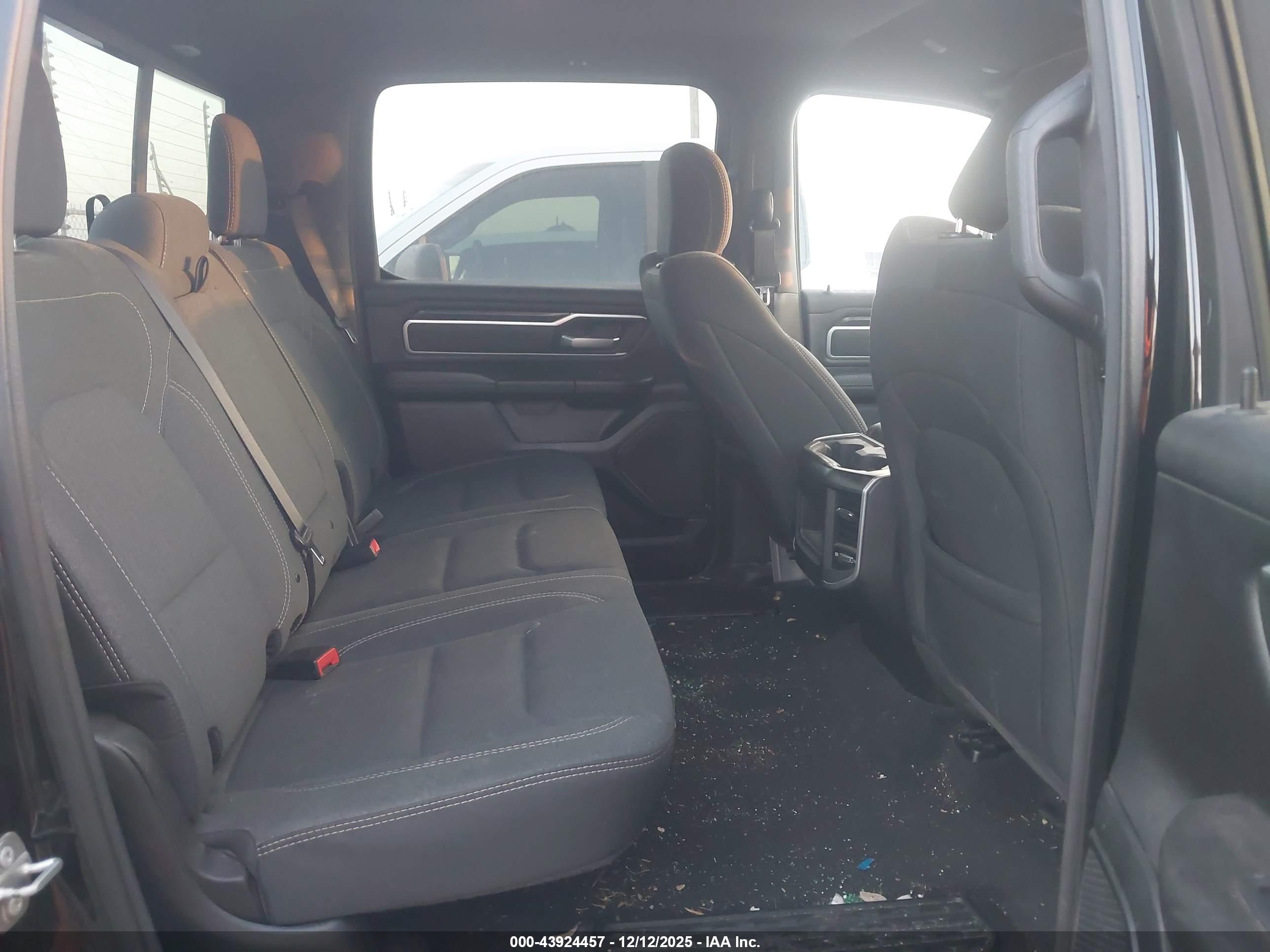 RAM 1500 image 8
