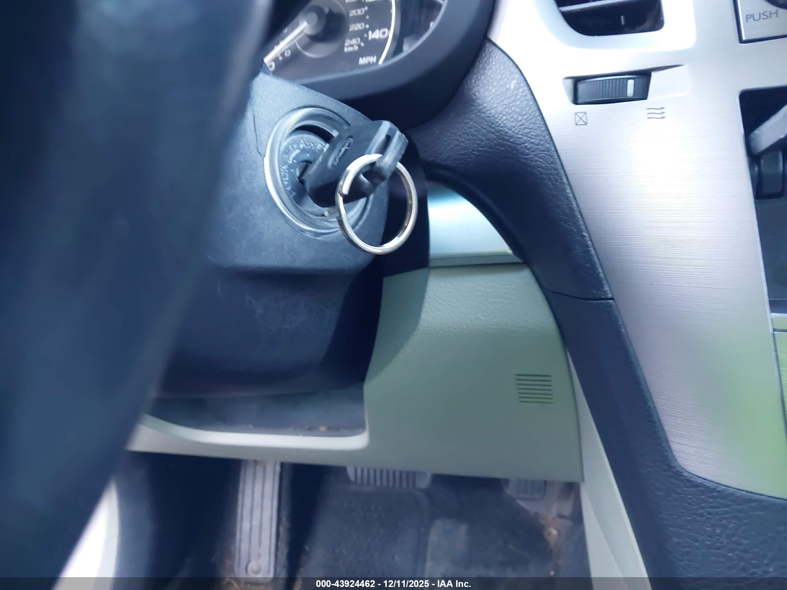 SUBARU OUTBACK image 11