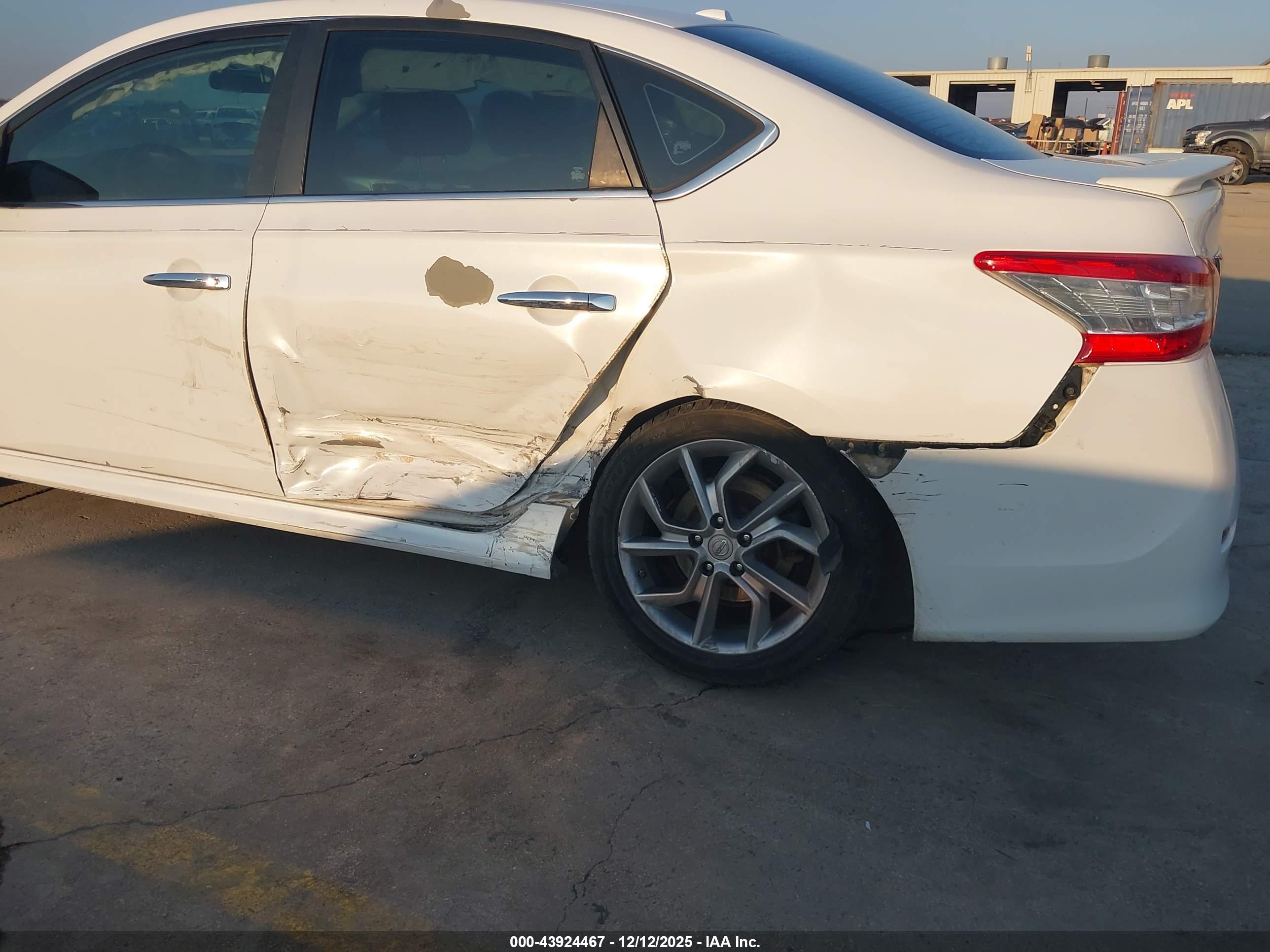 NISSAN SENTRA image 6