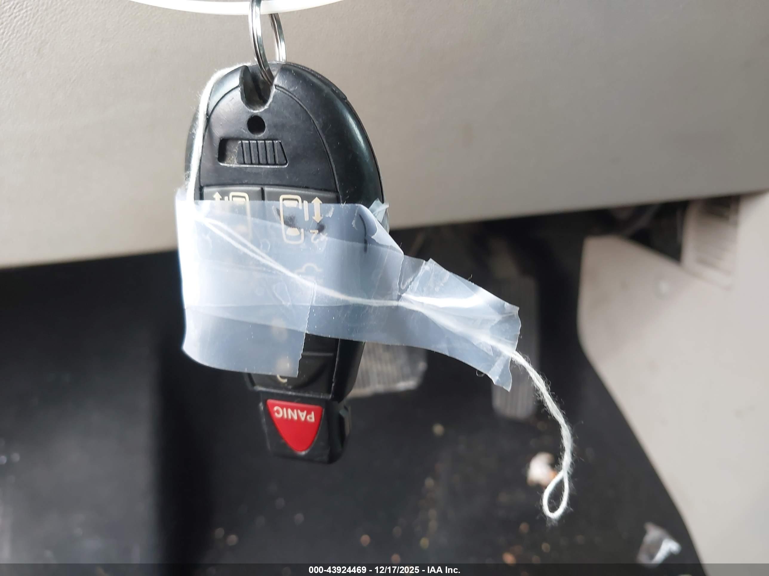 CHRYSLER TOWN image 11
