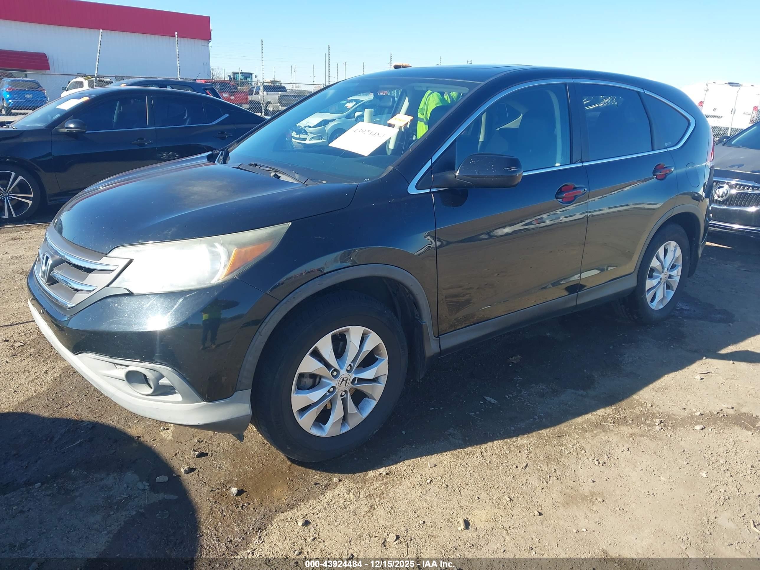 HONDA CR-V image 2