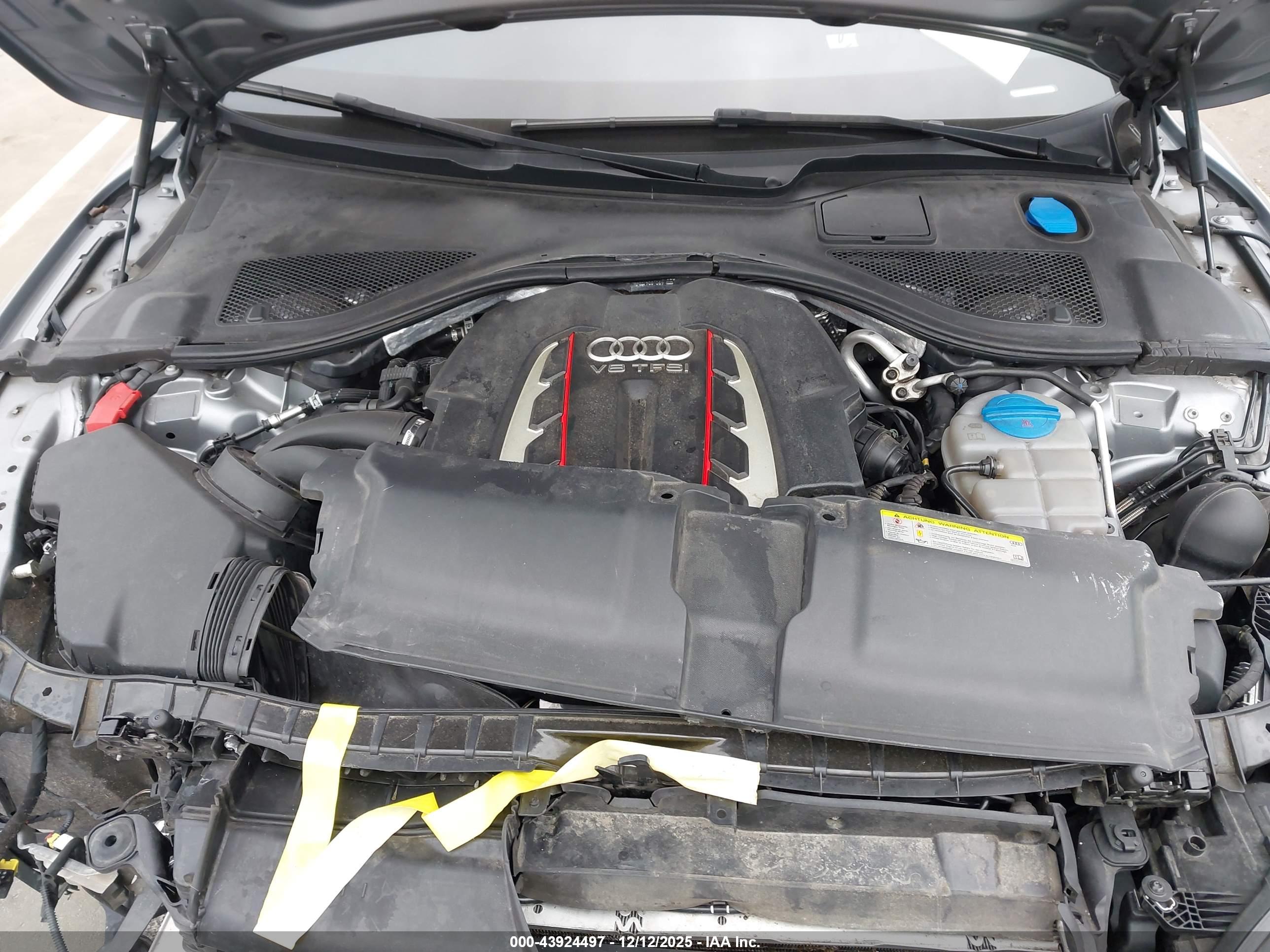AUDI S7 image 10