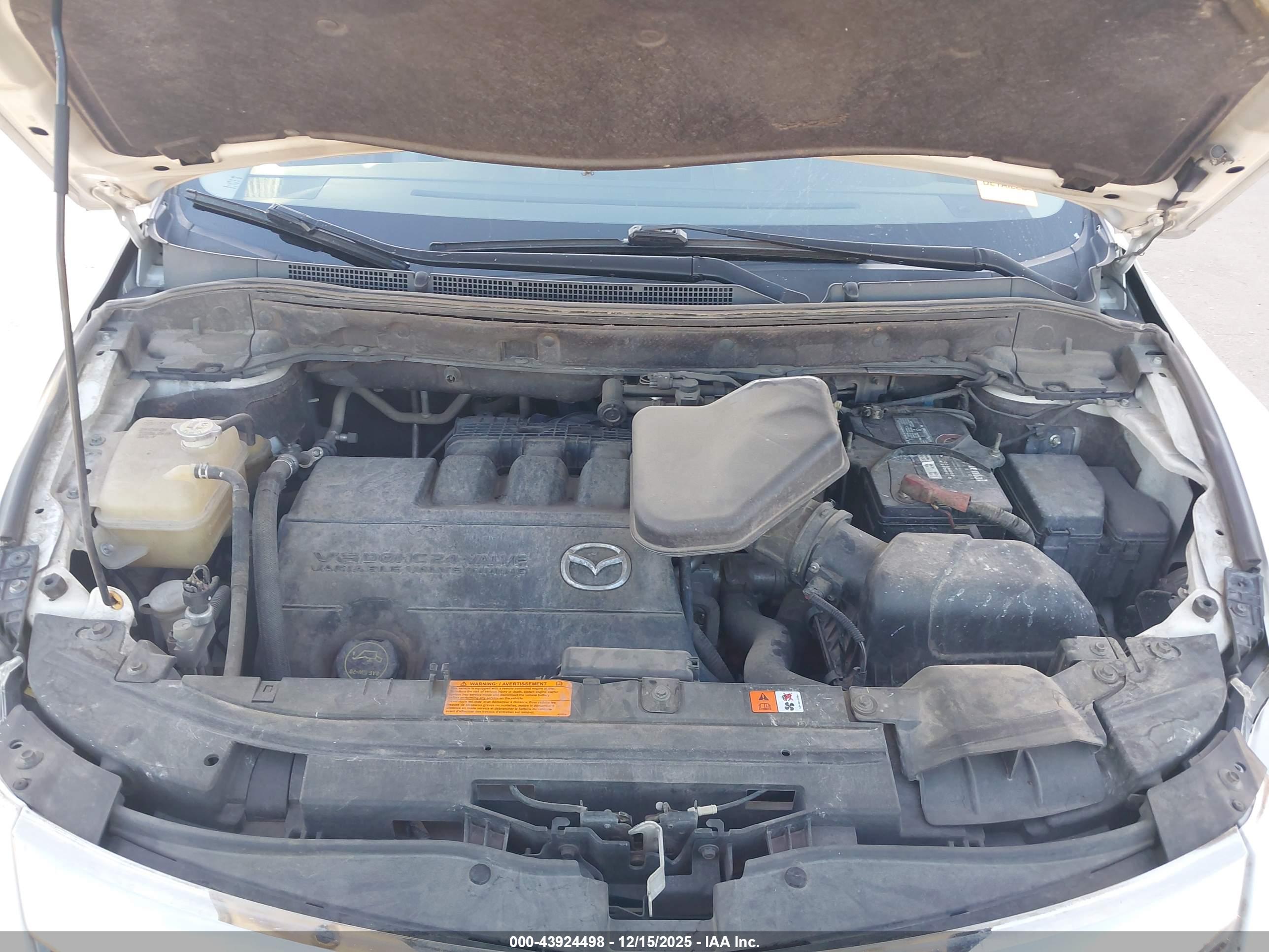 MAZDA CX-9 image 10