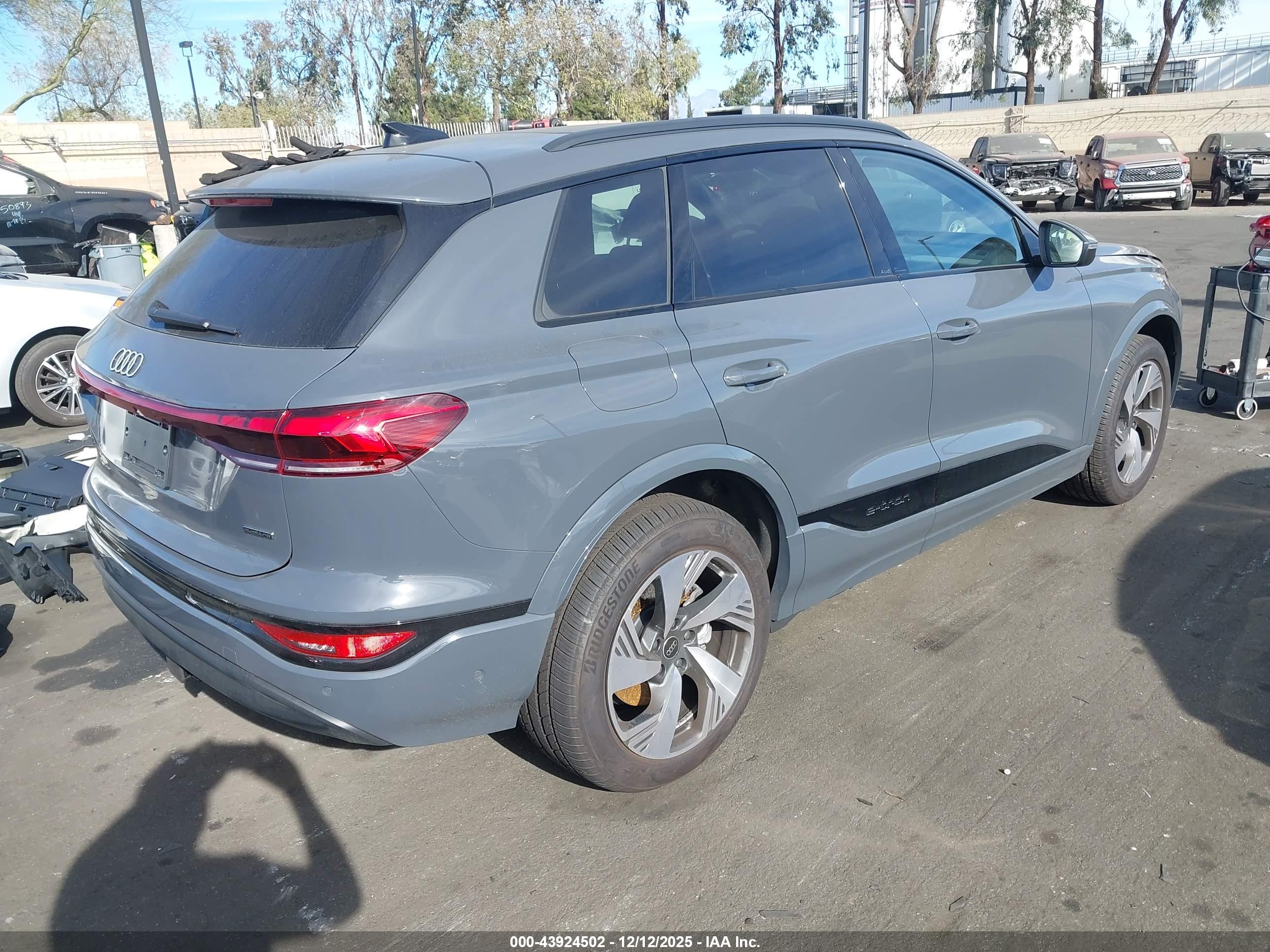 AUDI Q6 image 4