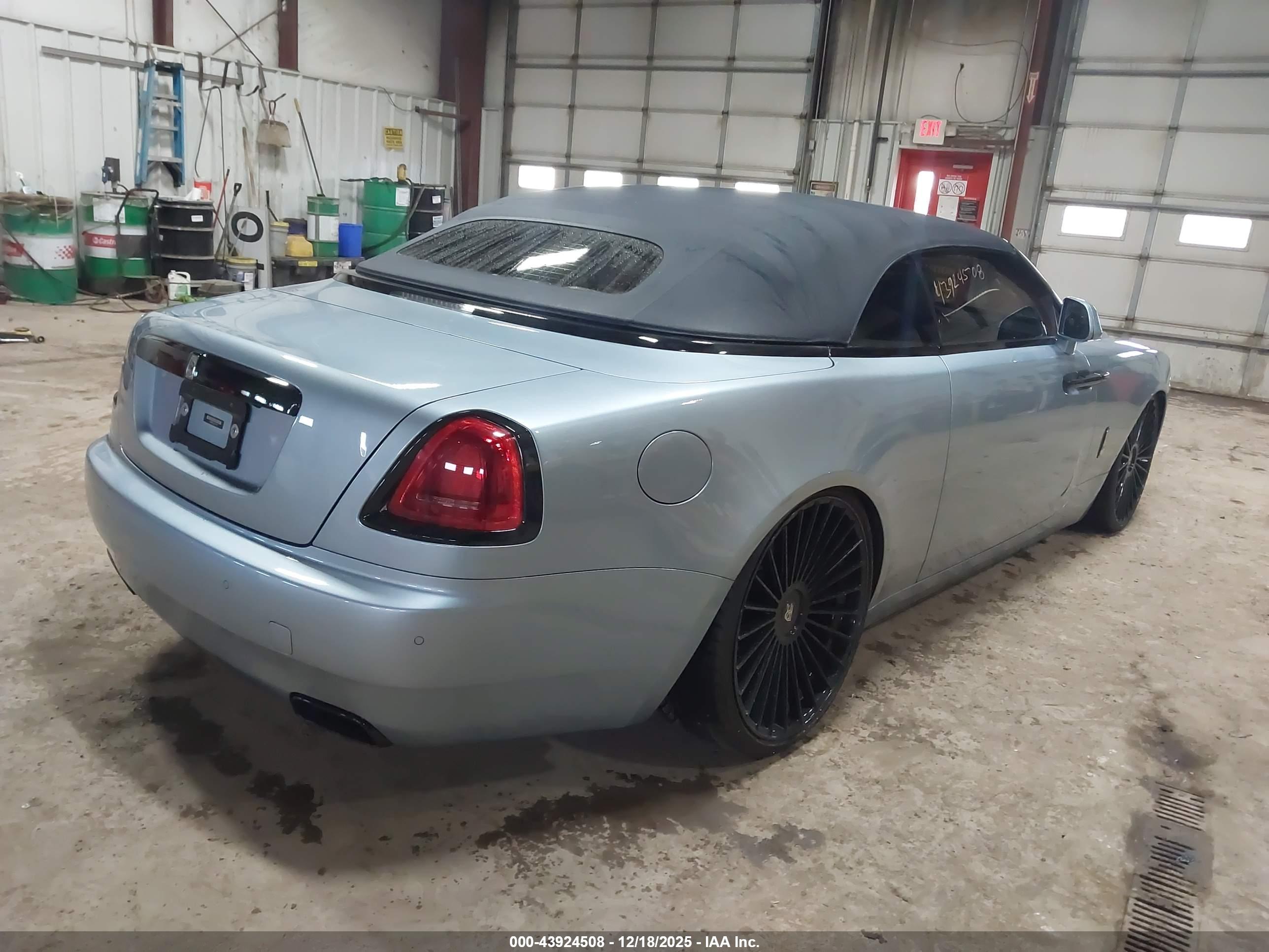 ROLLS-ROYCE DAWN image 4