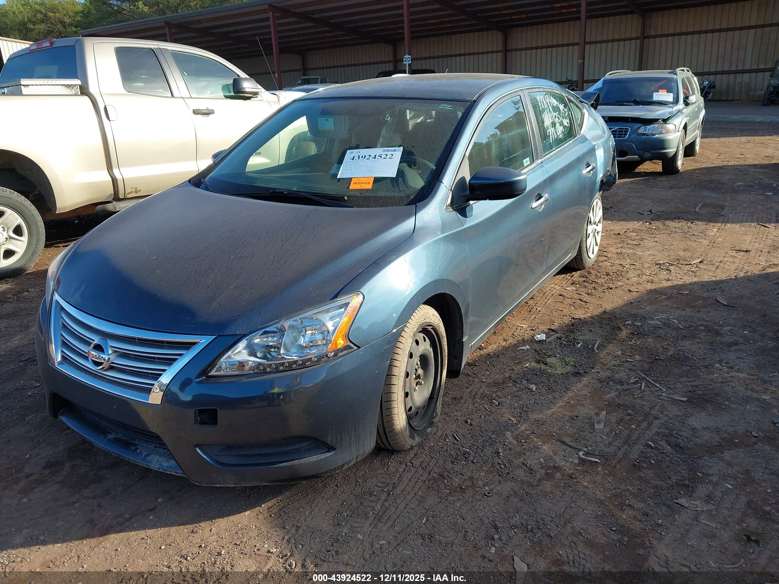 NISSAN SENTRA image 2