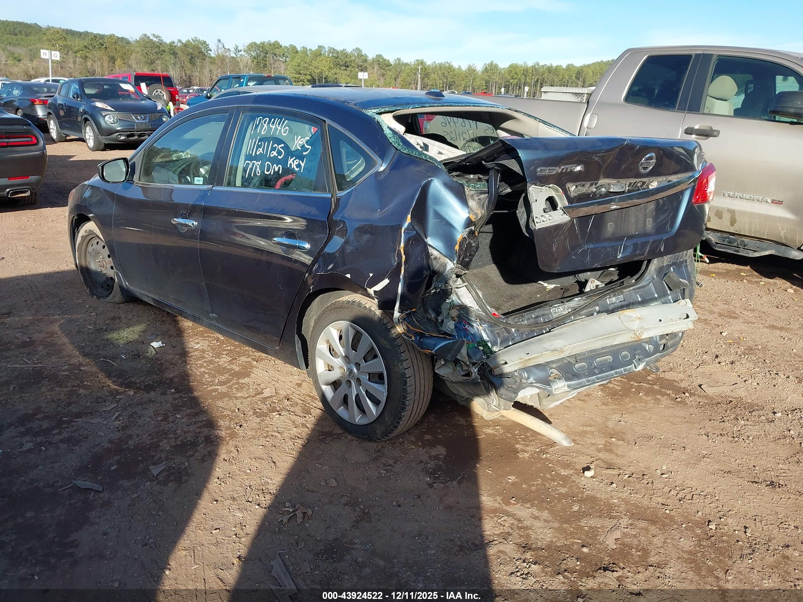 NISSAN SENTRA image 3