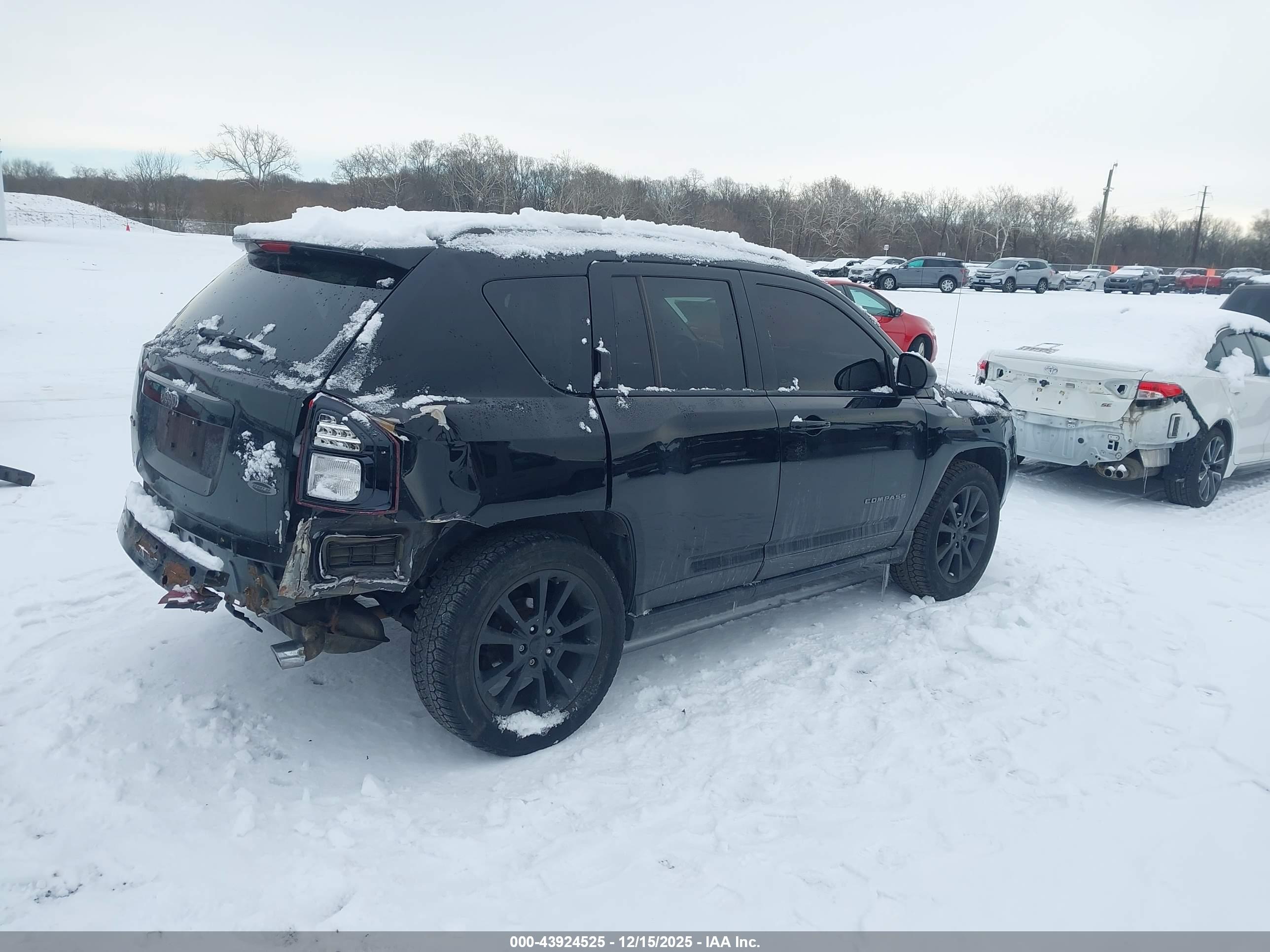 JEEP COMPASS image 4
