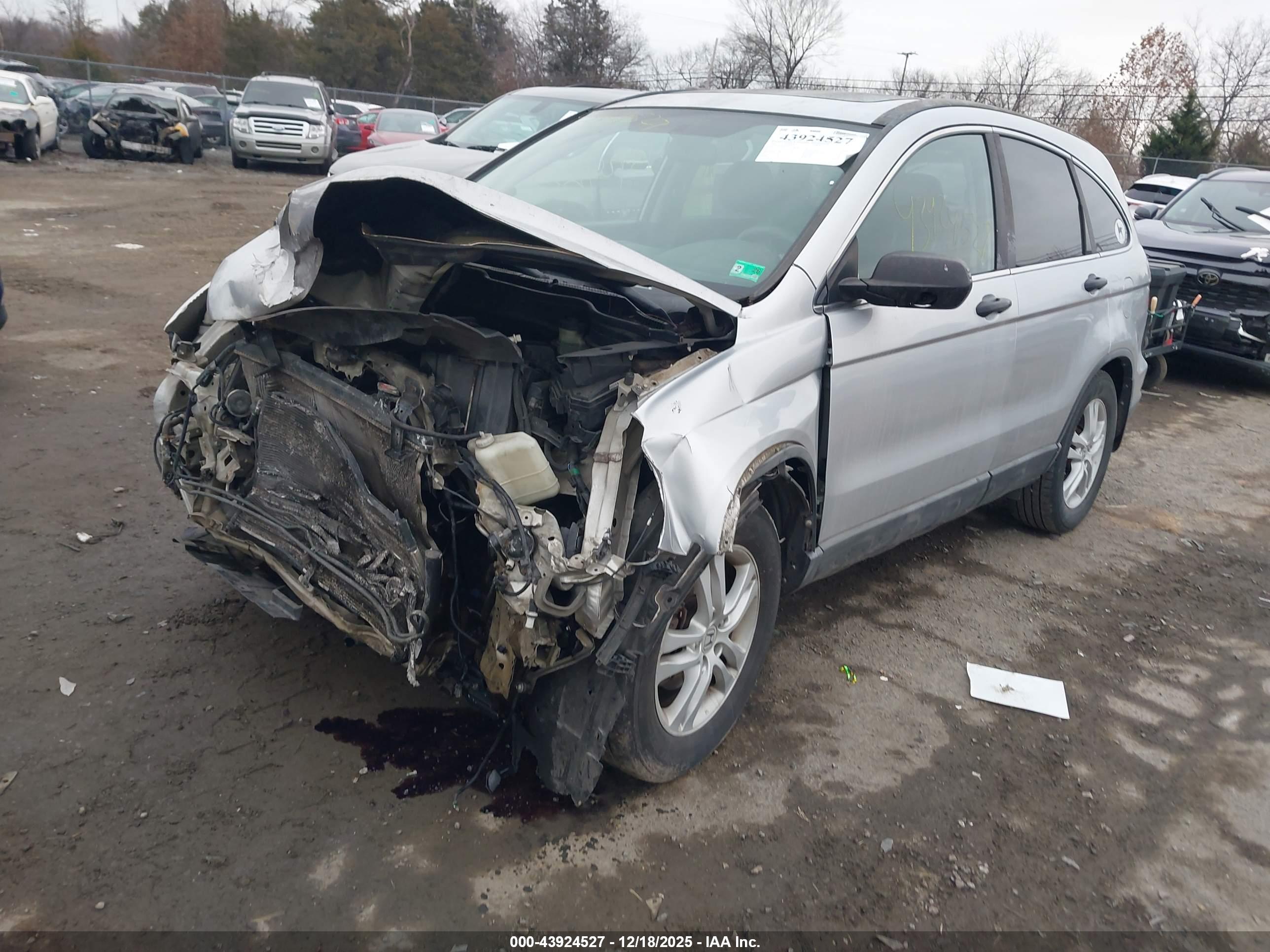 HONDA CR-V image 2
