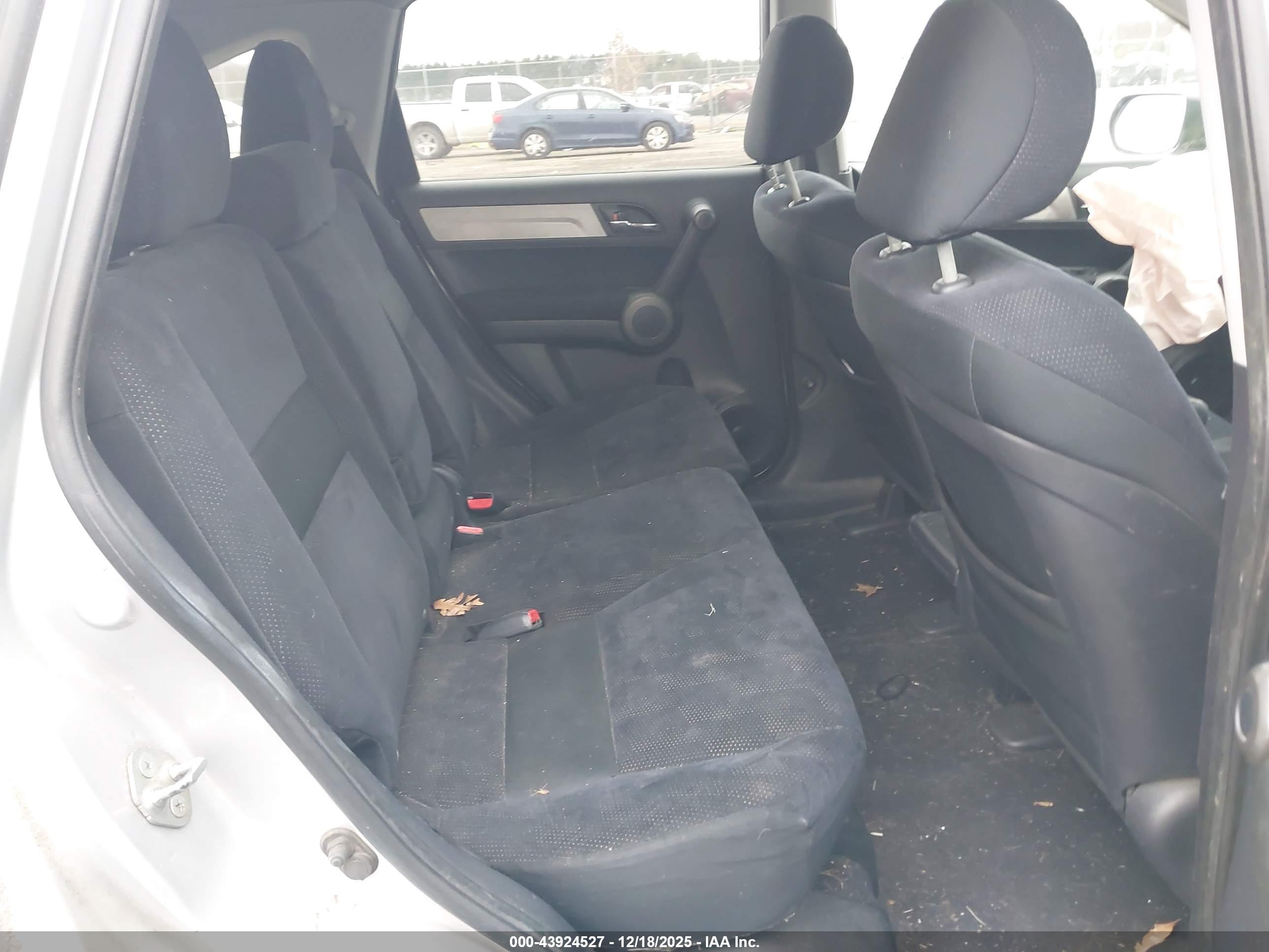 HONDA CR-V image 8