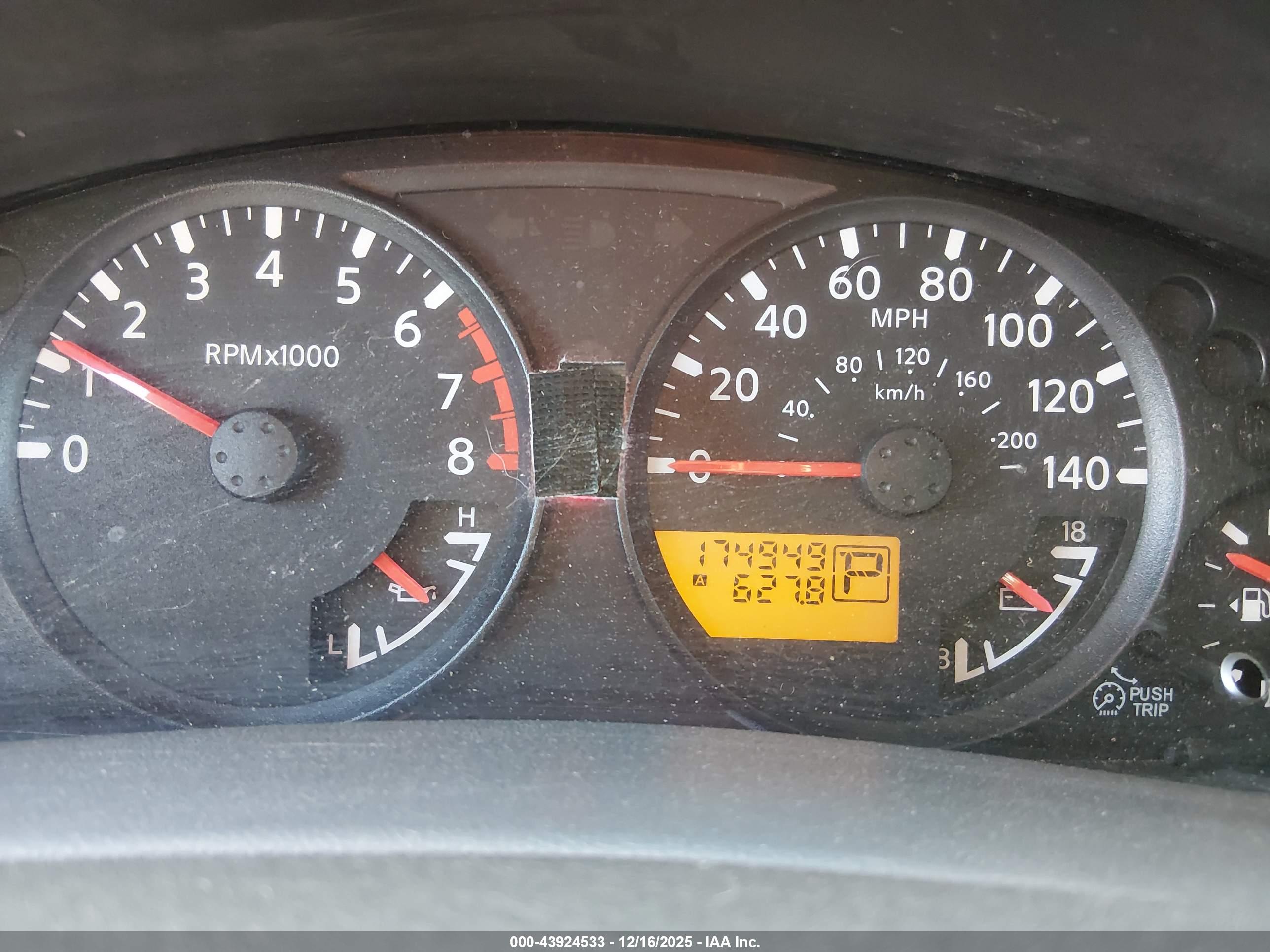 NISSAN XTERRA image 7