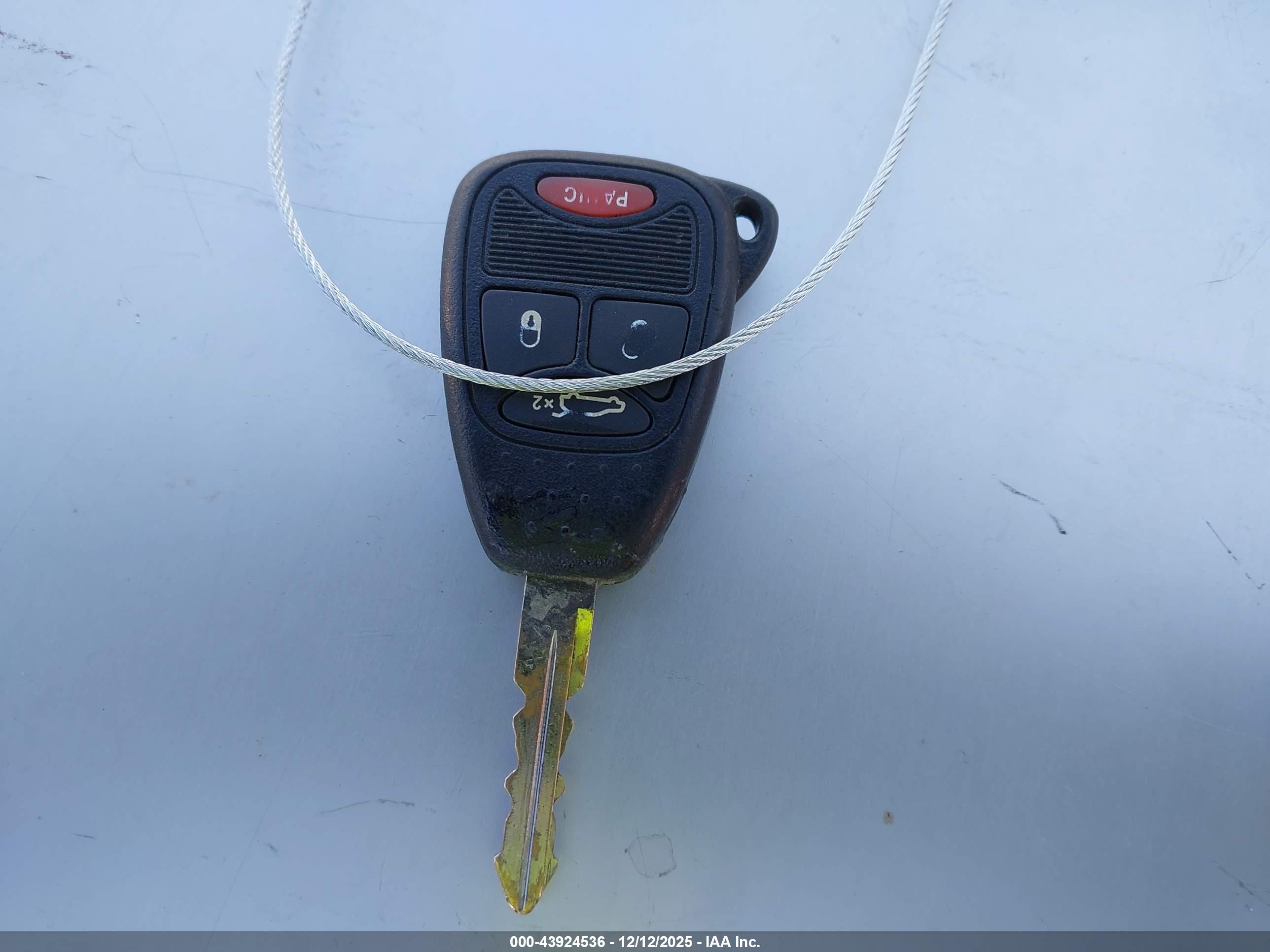 JEEP LIBERTY image 11