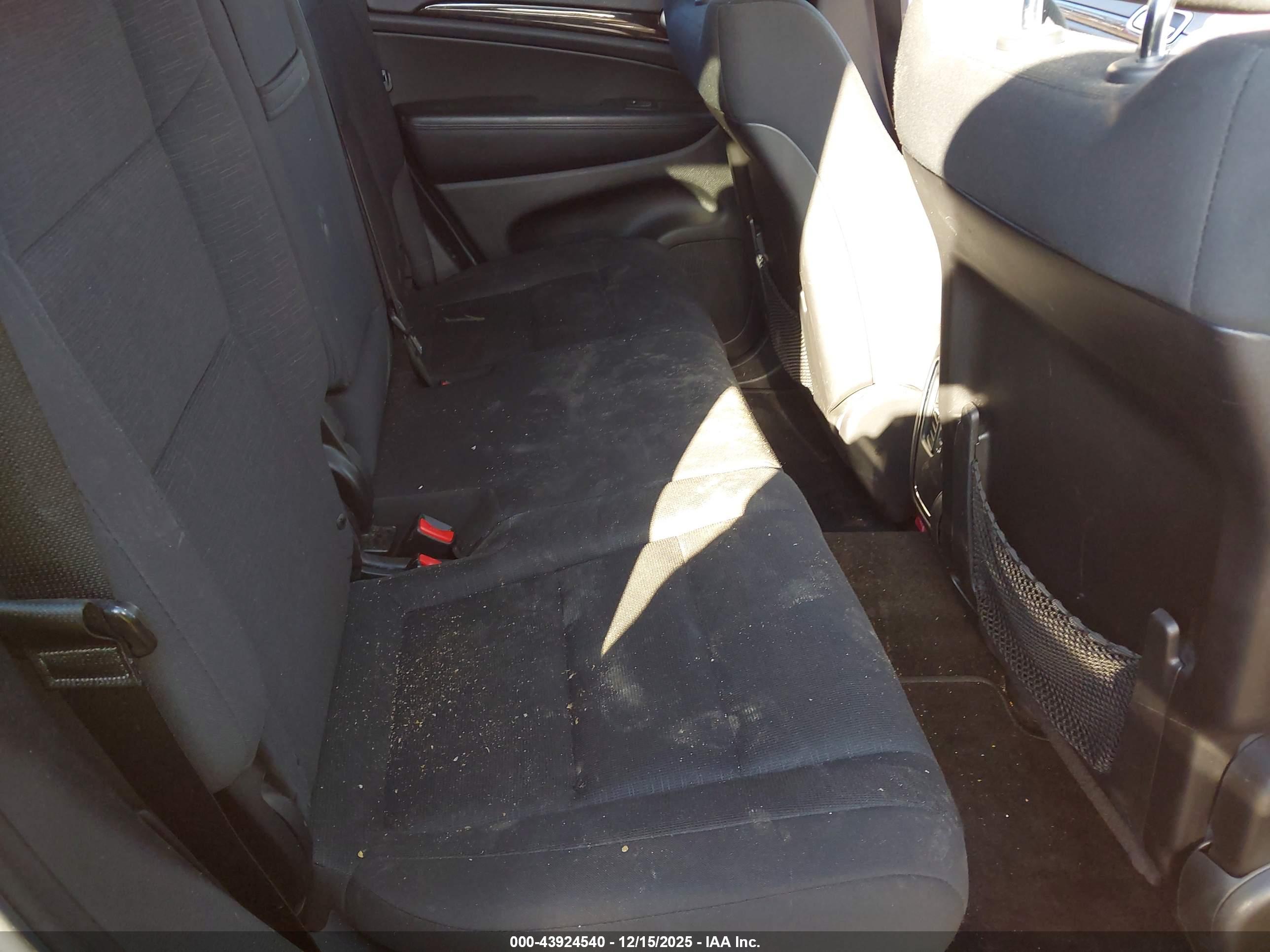 JEEP GRAND image 8
