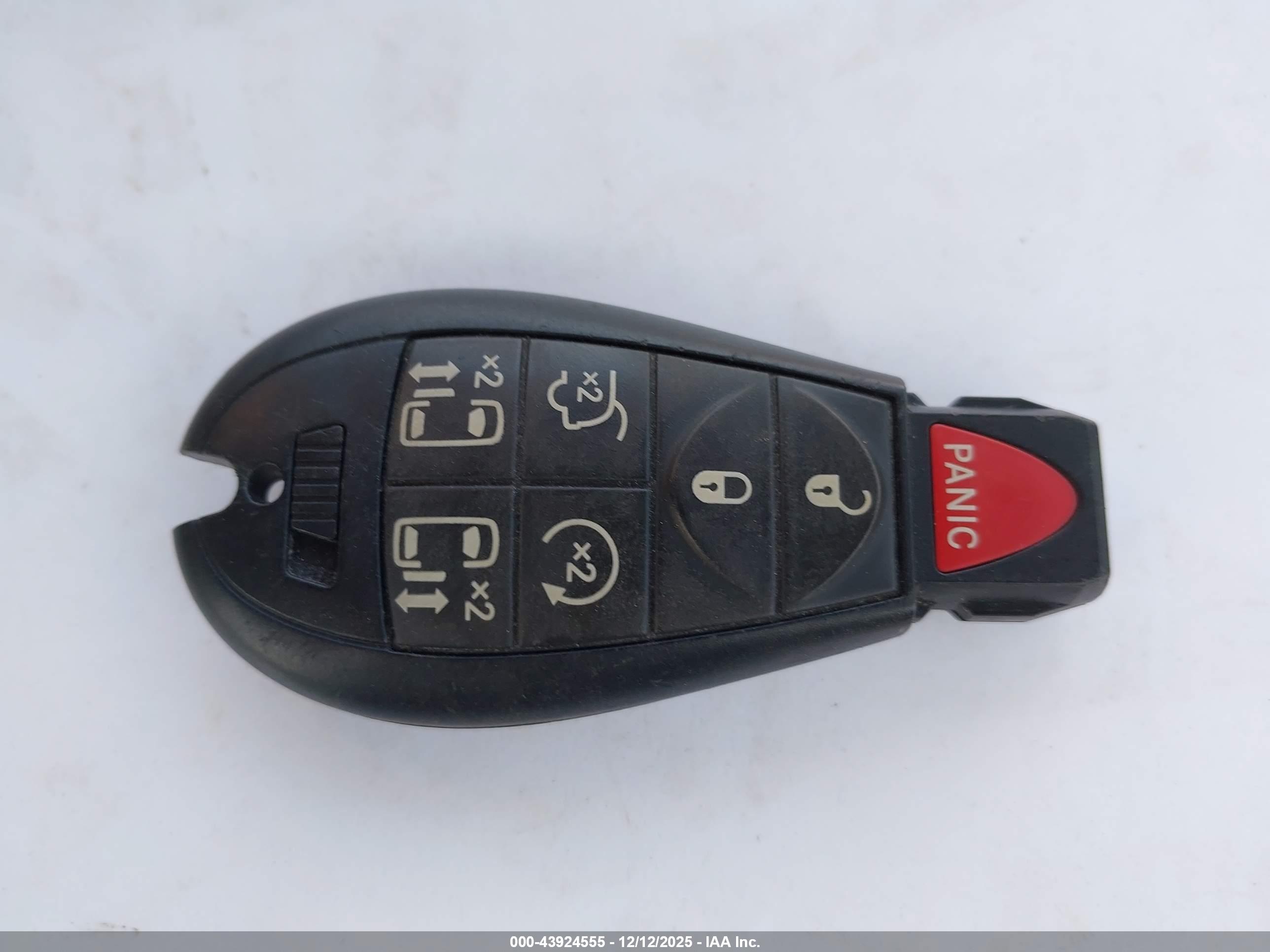 DODGE GRAND image 11