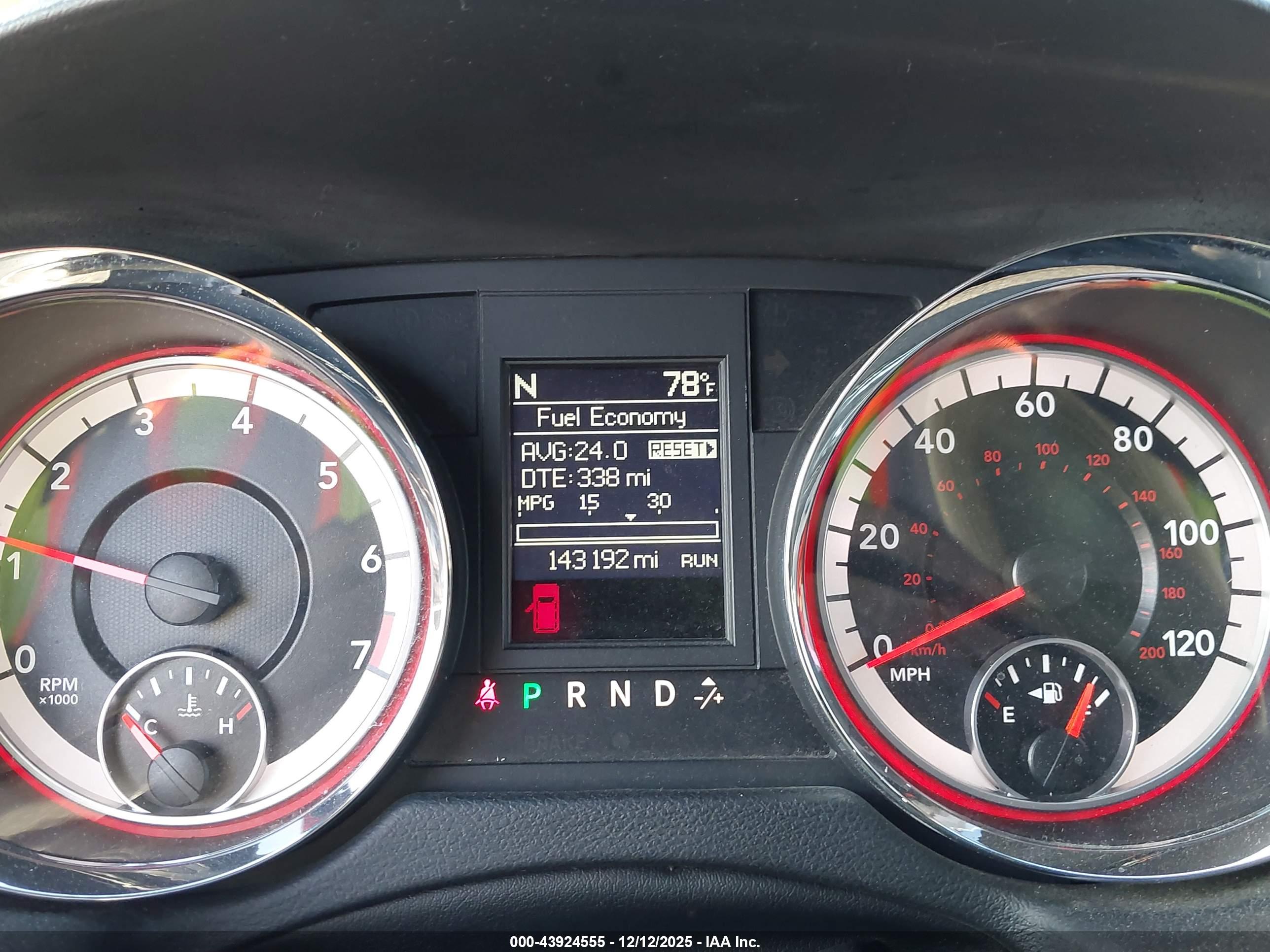 DODGE GRAND image 7