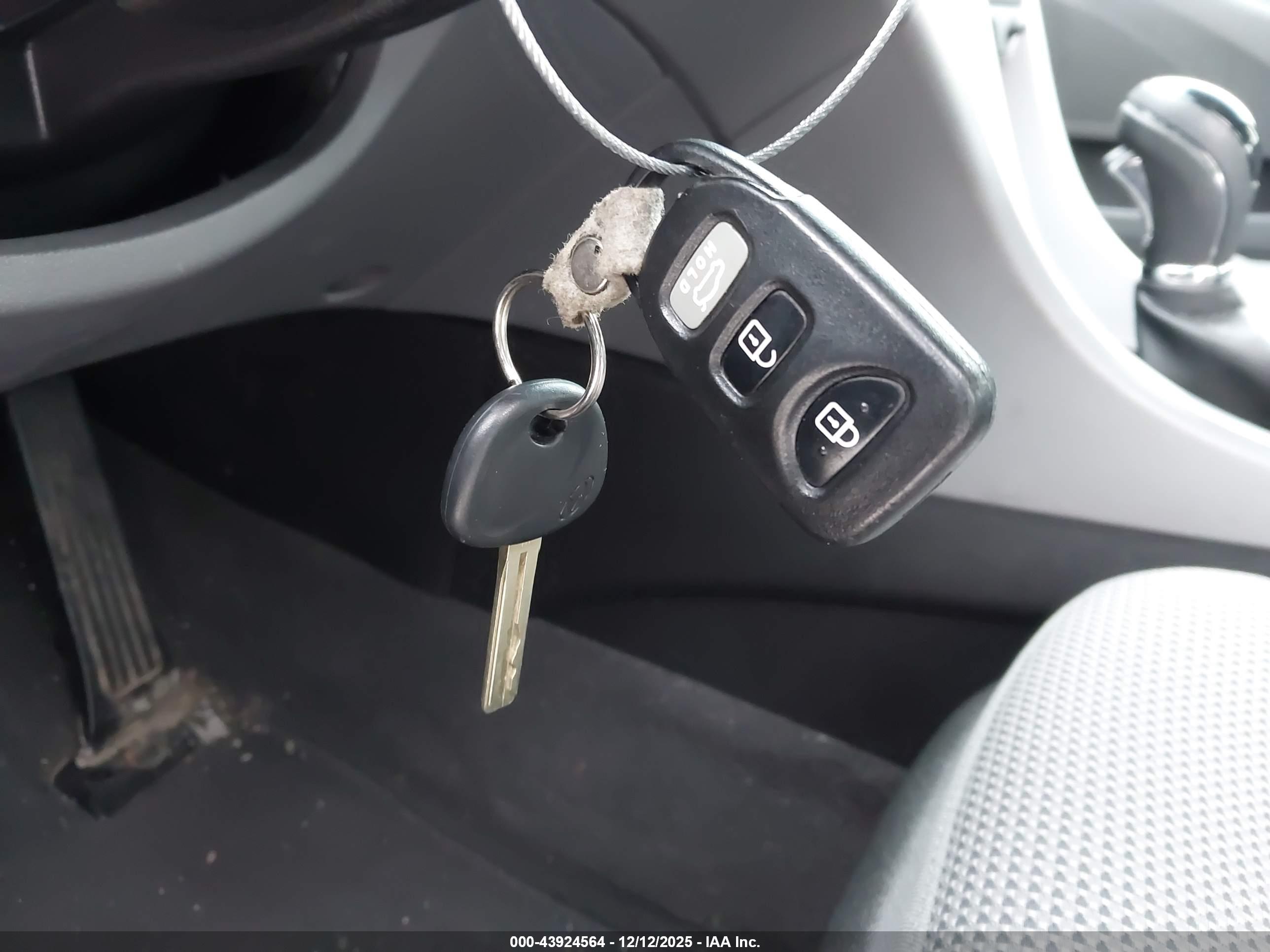 HYUNDAI SONATA image 11