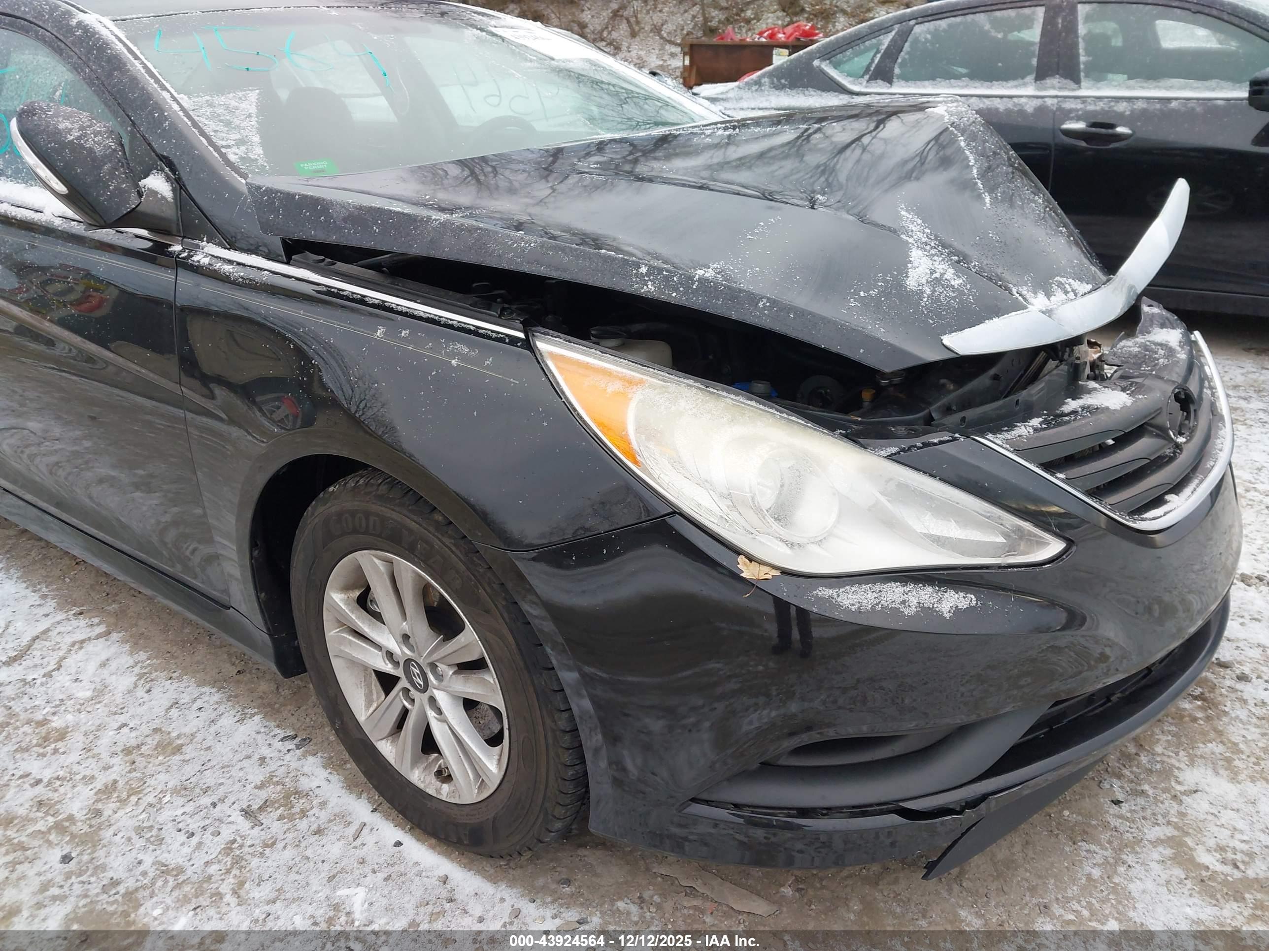 HYUNDAI SONATA image 6