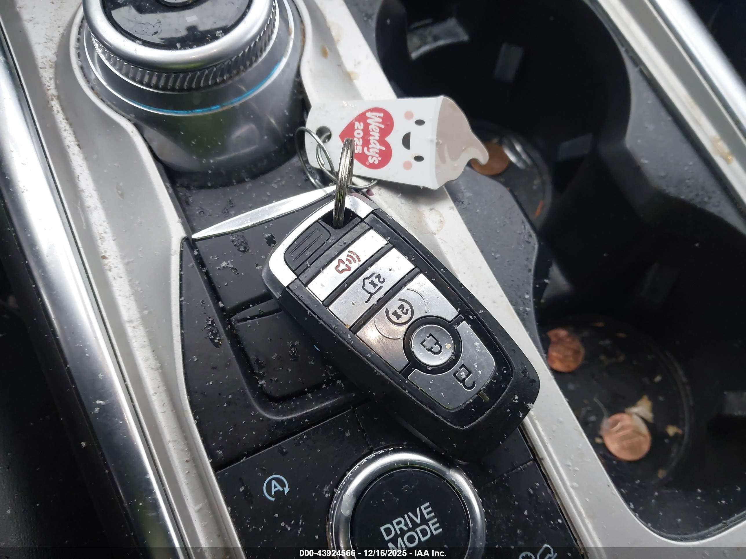 FORD EXPLORER image 11