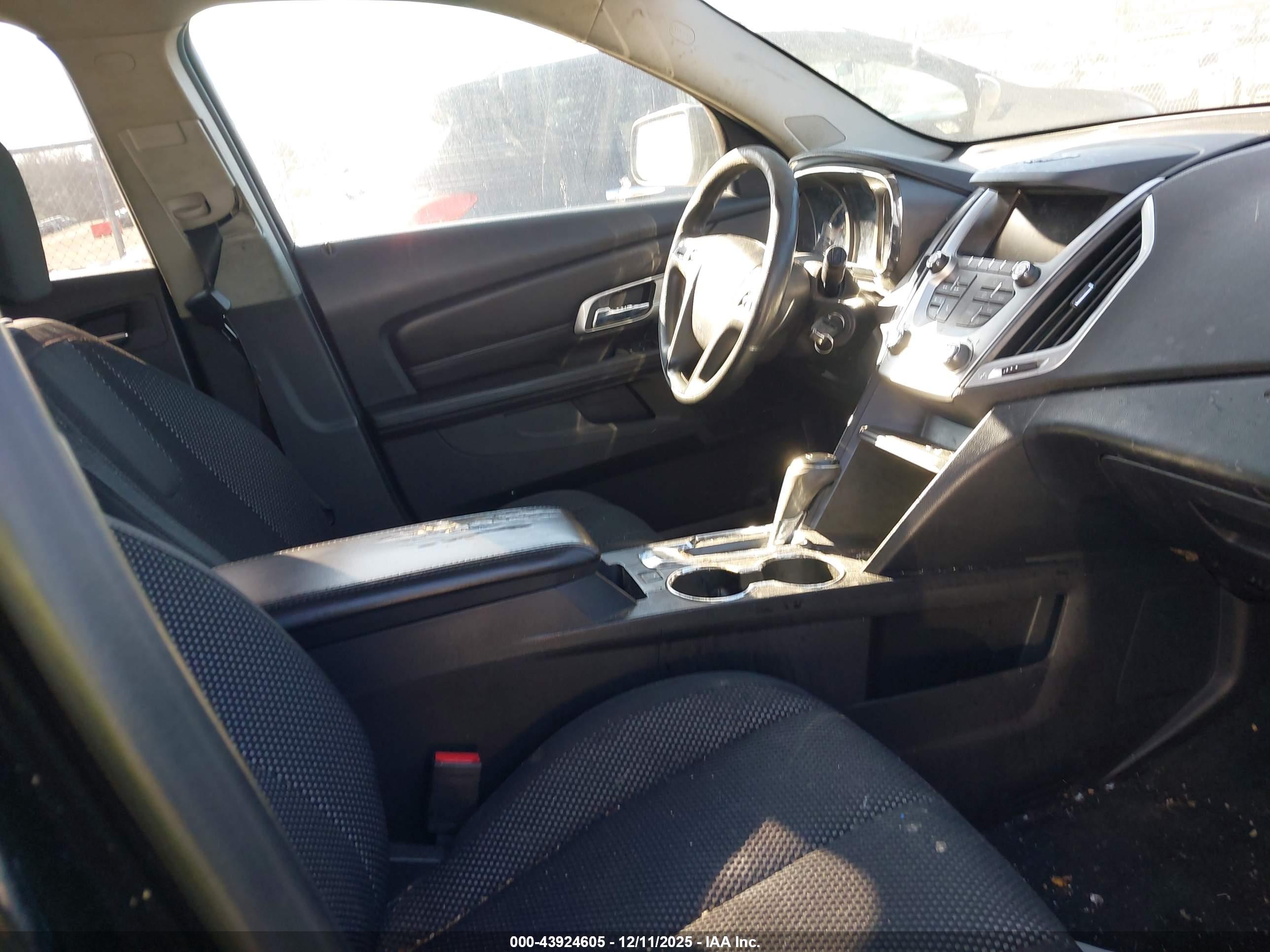 GMC TERRAIN image 5