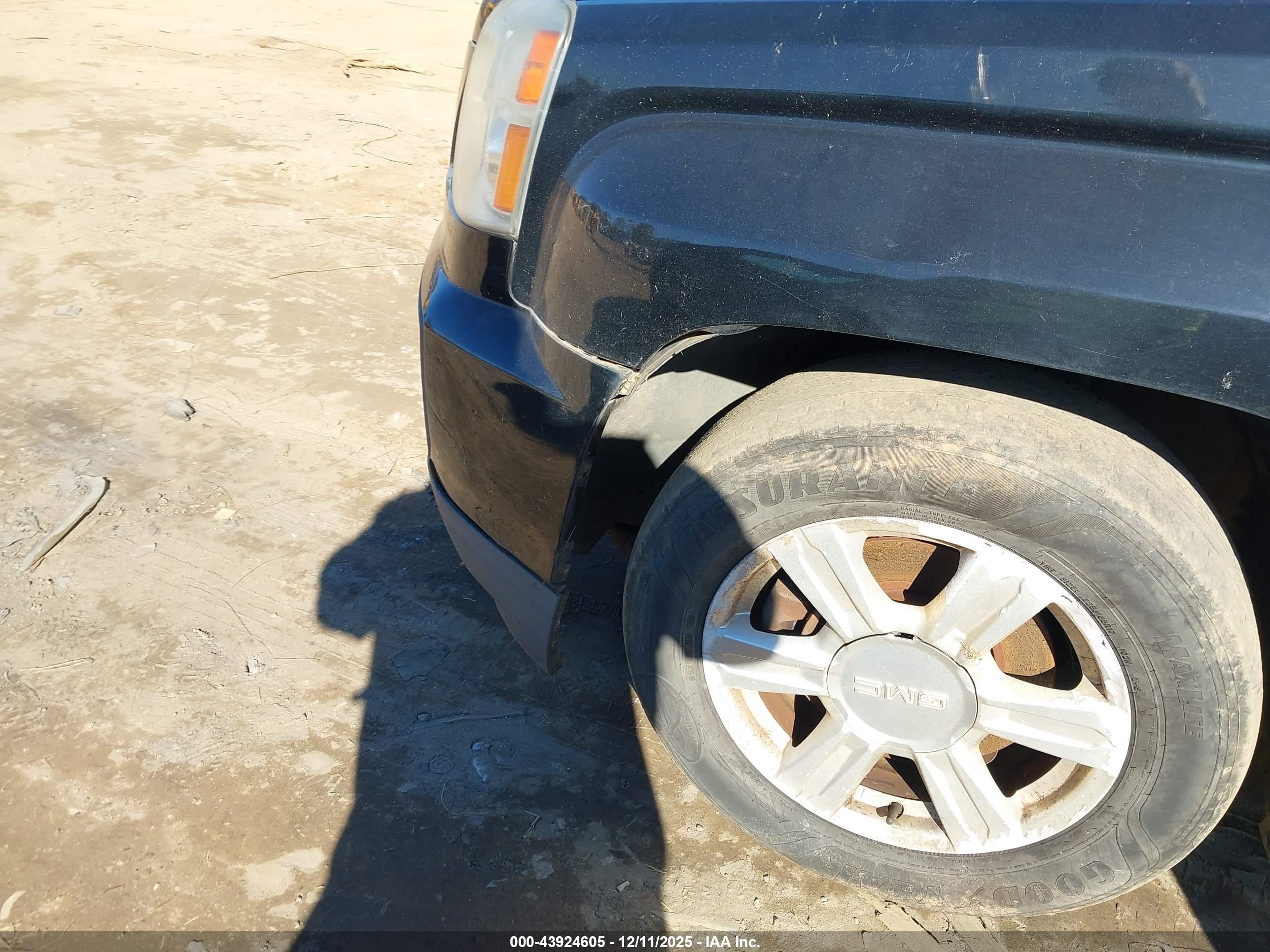 GMC TERRAIN image 6