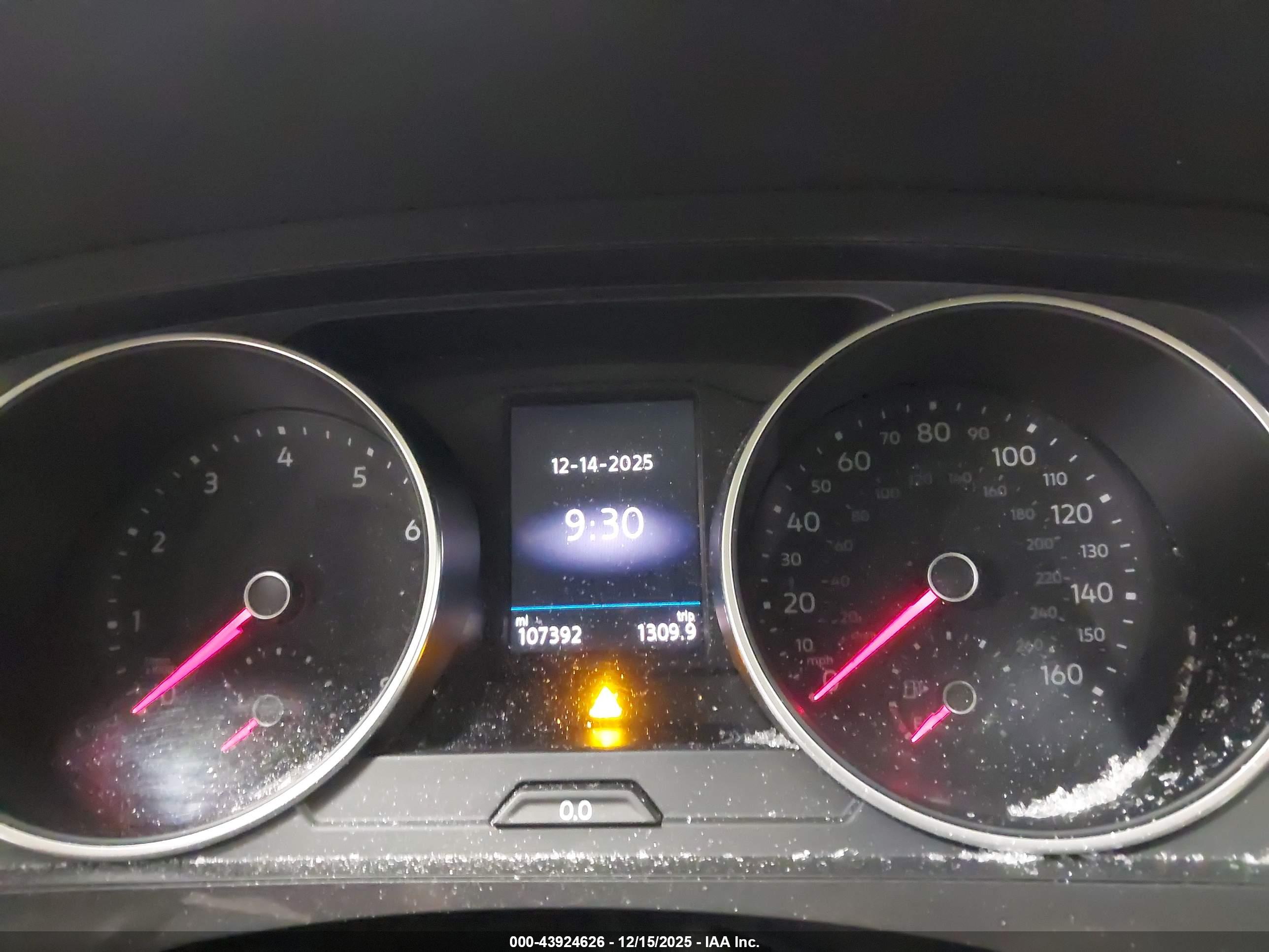 VOLKSWAGEN TIGUAN image 7