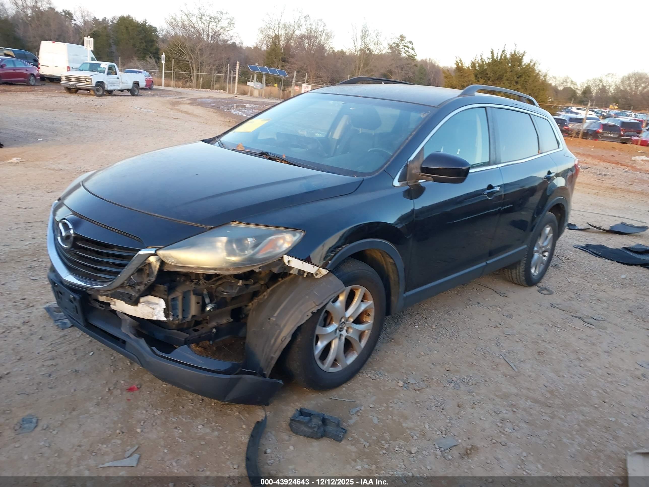 MAZDA CX-9 image 2