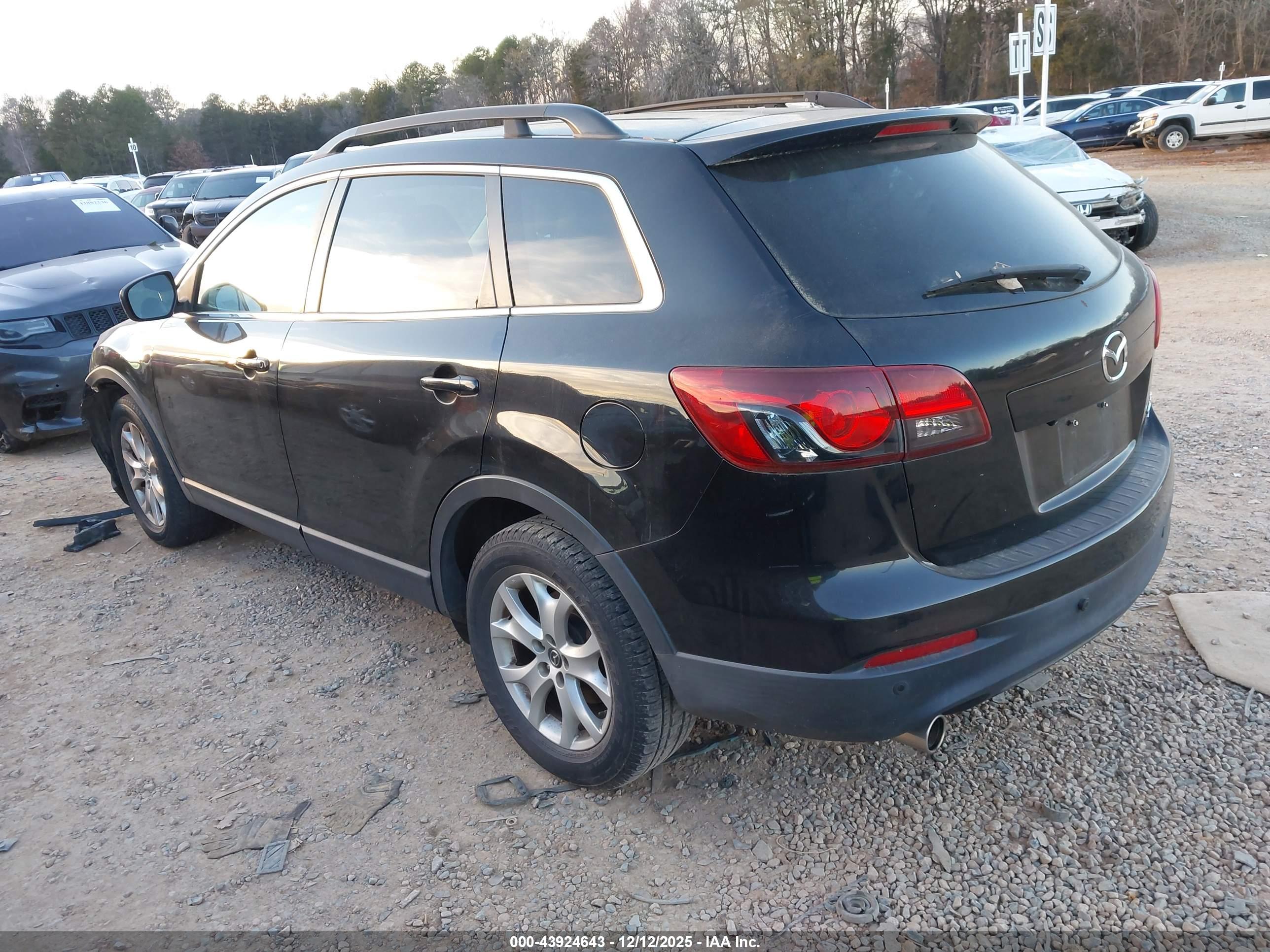 MAZDA CX-9 image 3