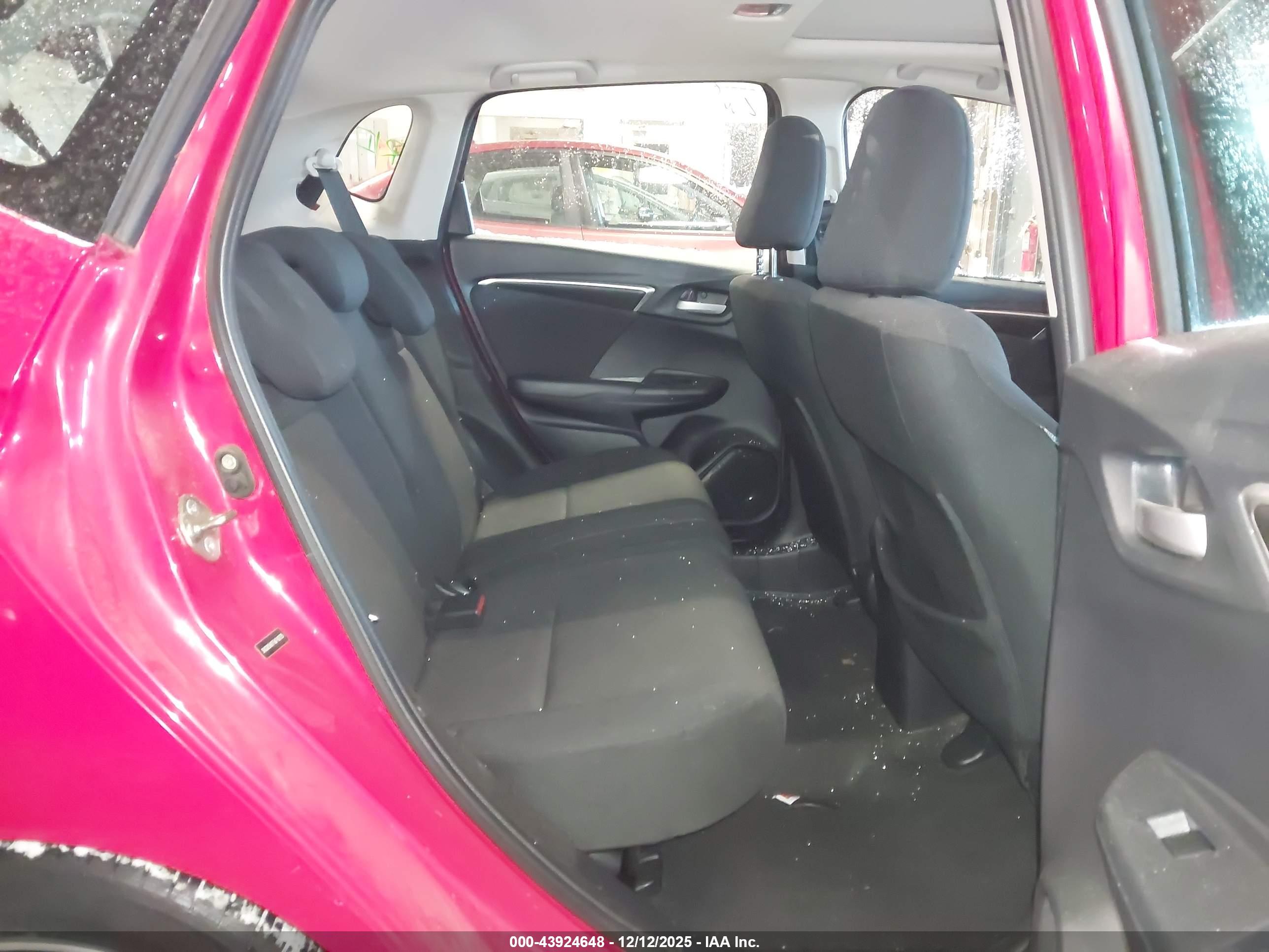 HONDA FIT image 8