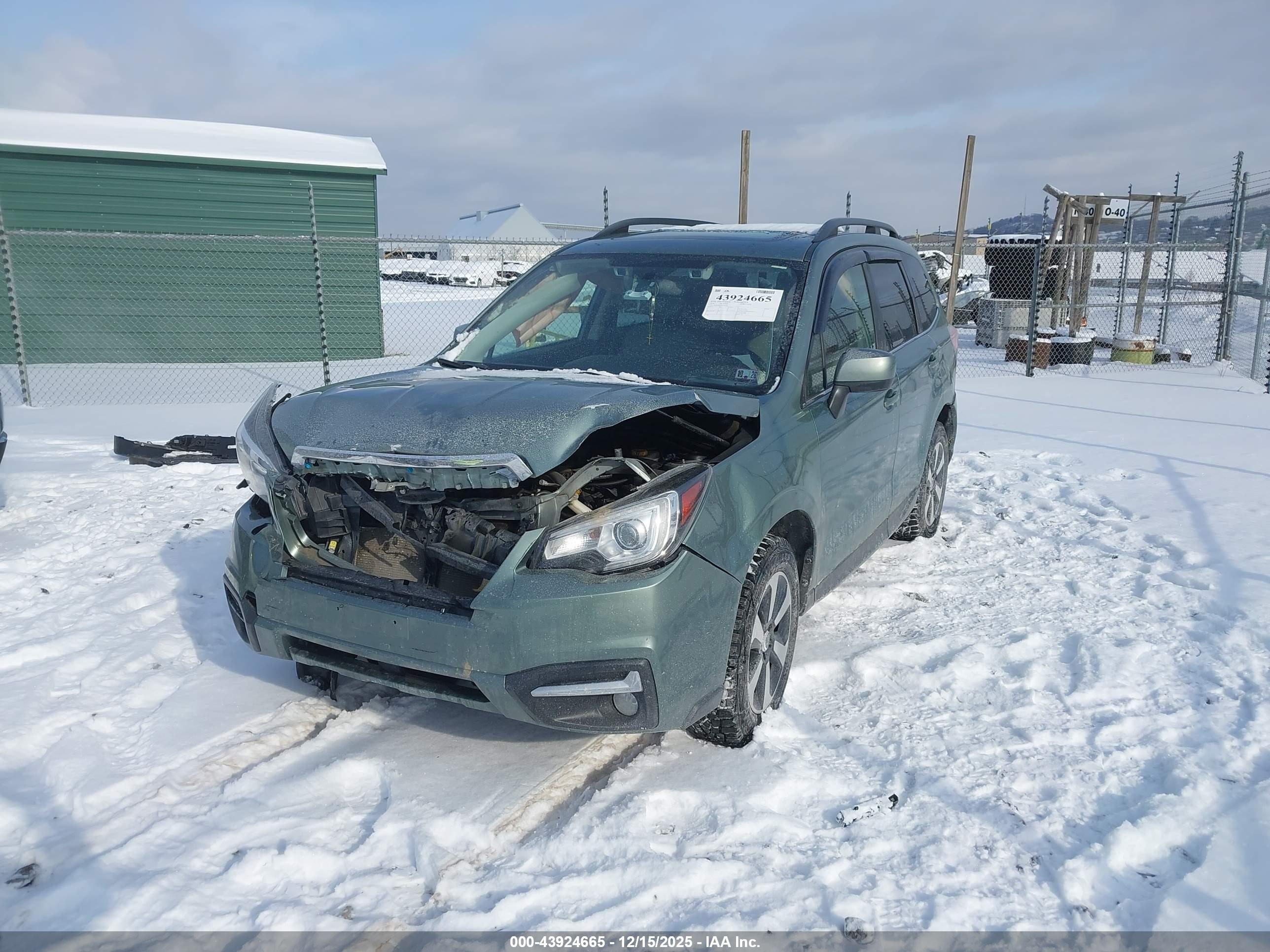 SUBARU FORESTER image 2