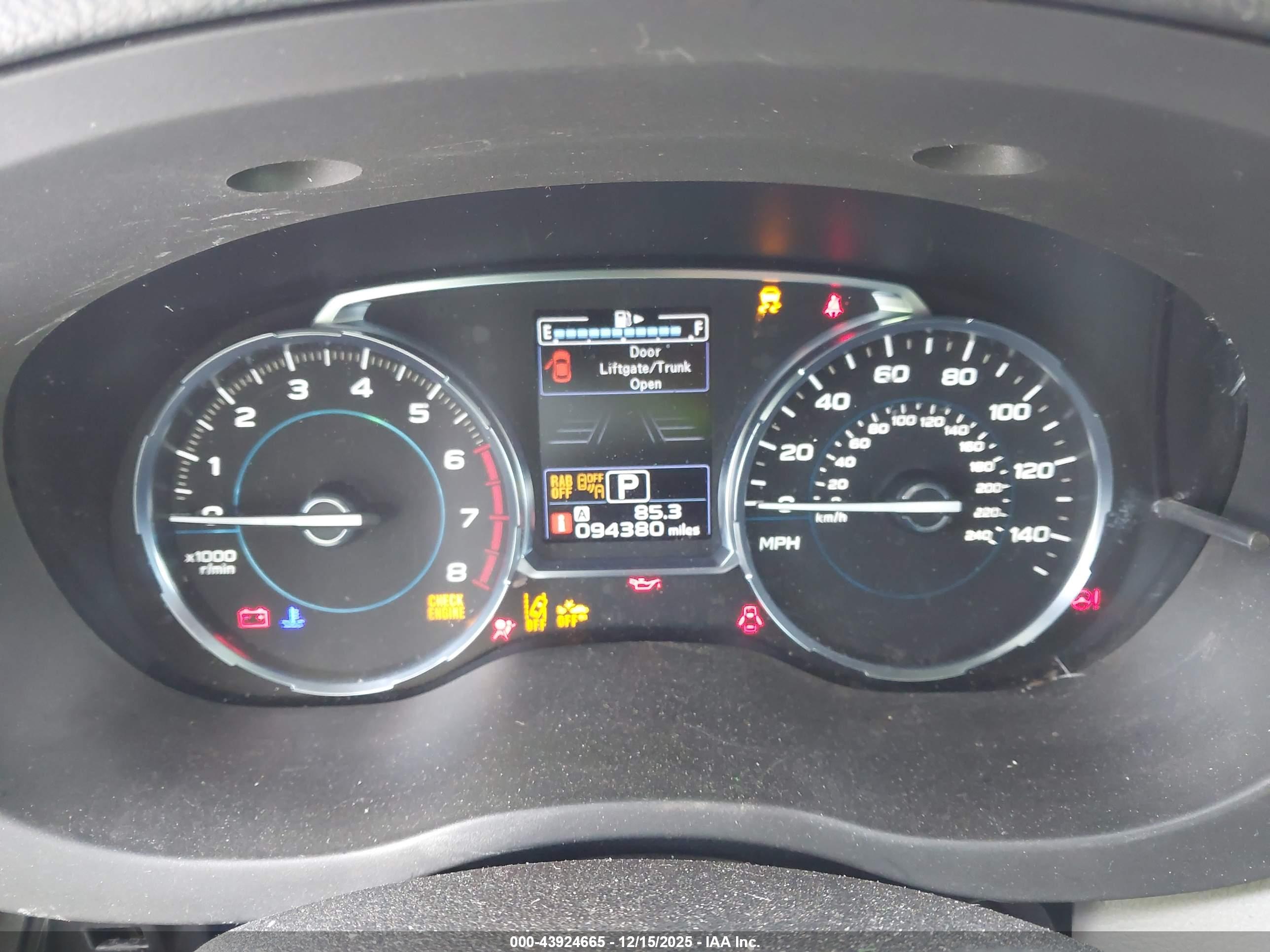 SUBARU FORESTER image 7