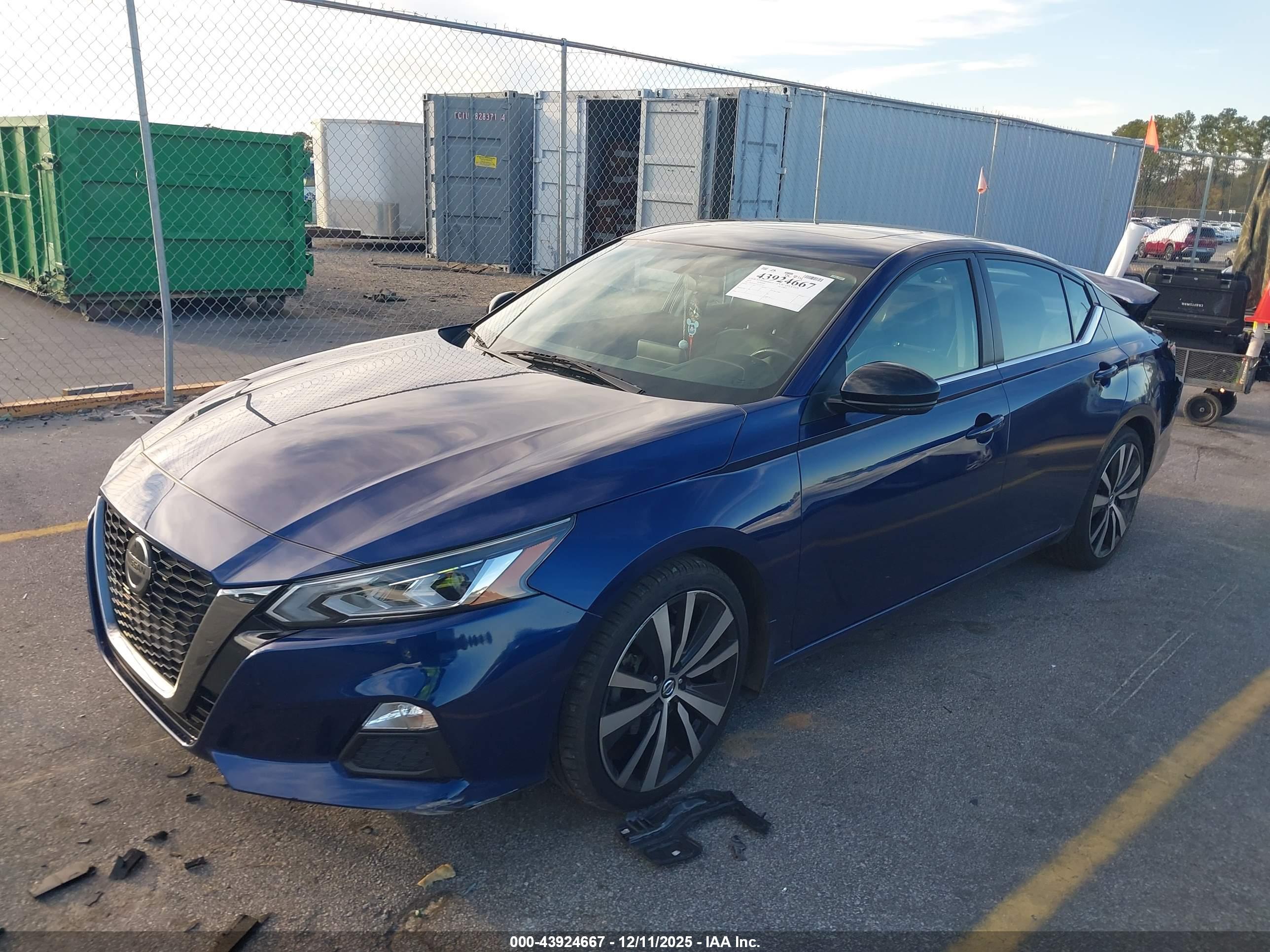 NISSAN ALTIMA image 2