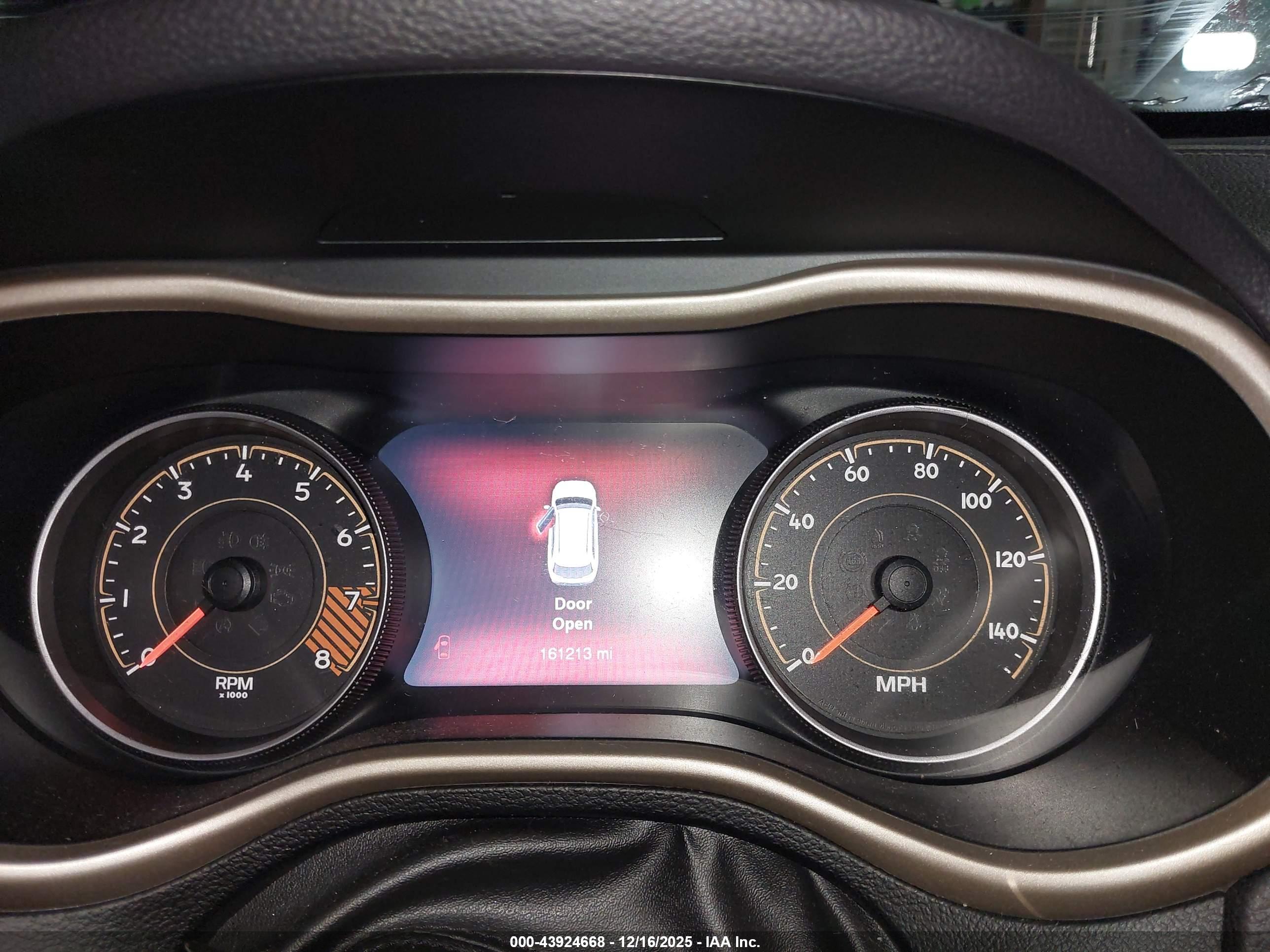 JEEP CHEROKEE image 7