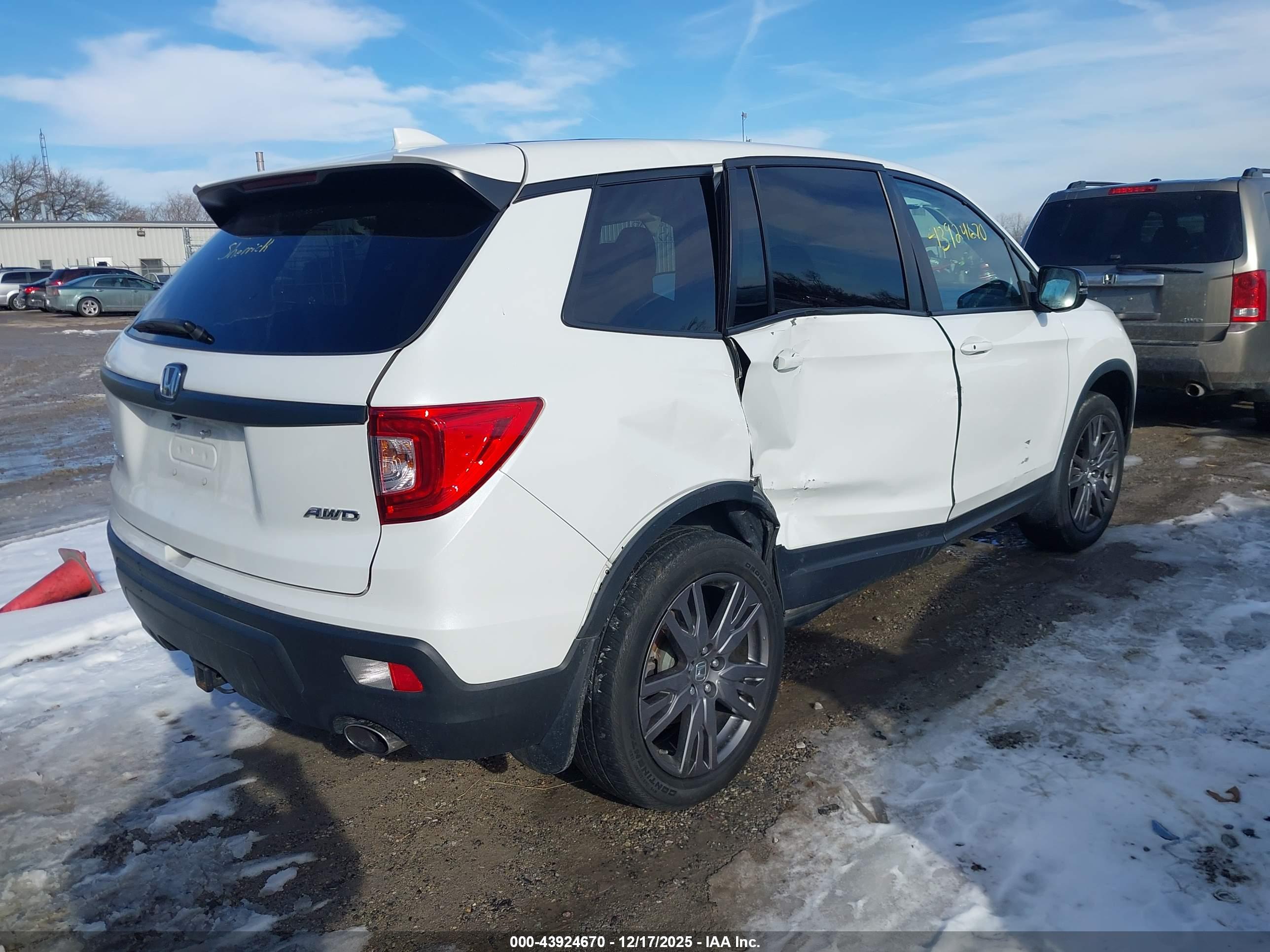 HONDA PASSPORT image 4